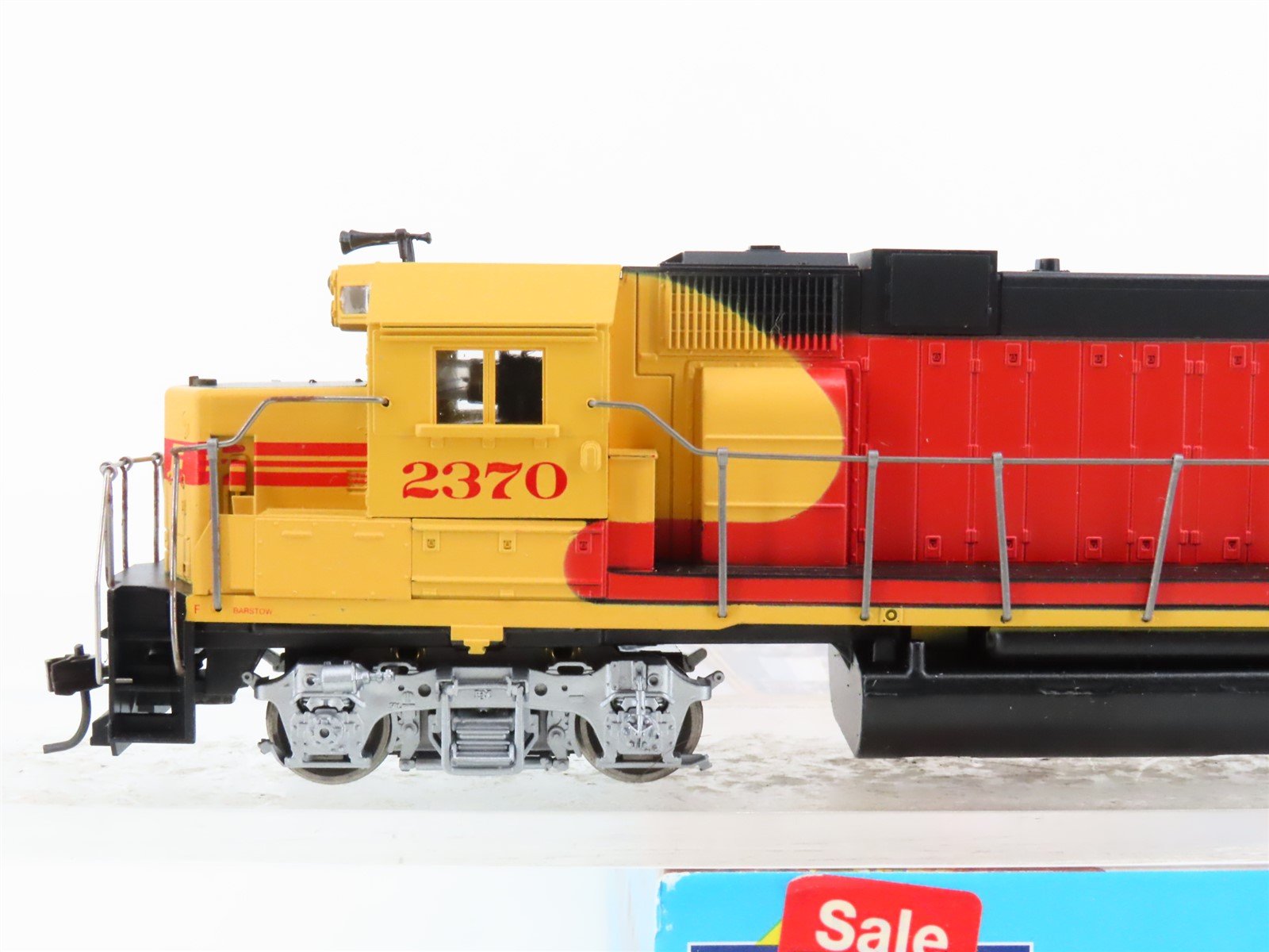 HO Scale Athearn 4620 ATSF Santa Fe GP38-2 Diesel Locomotive #2370