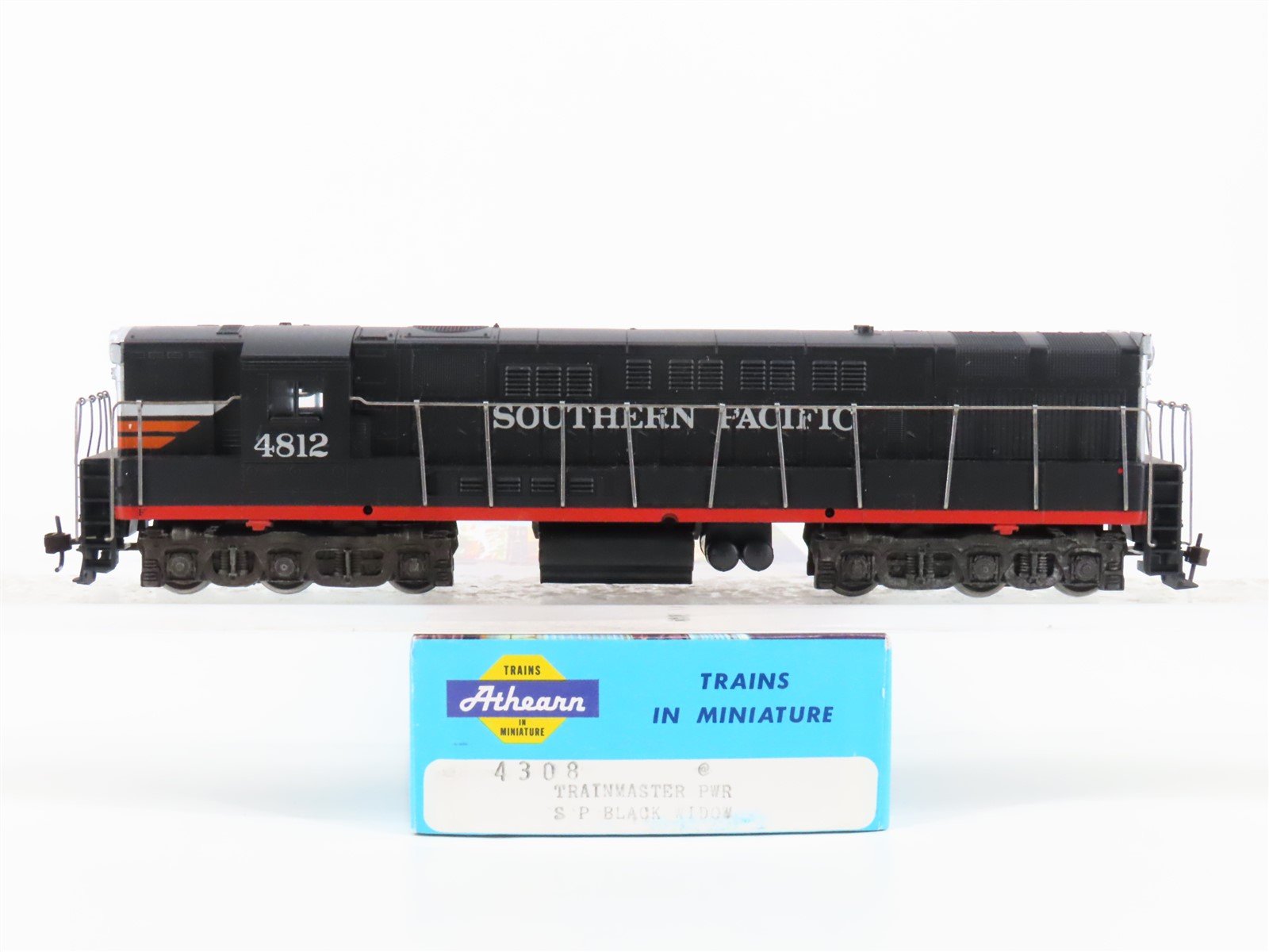 HO Scale Athearn 4308 SP Southern Pacific H24-66 Diesel Locomotive #4812