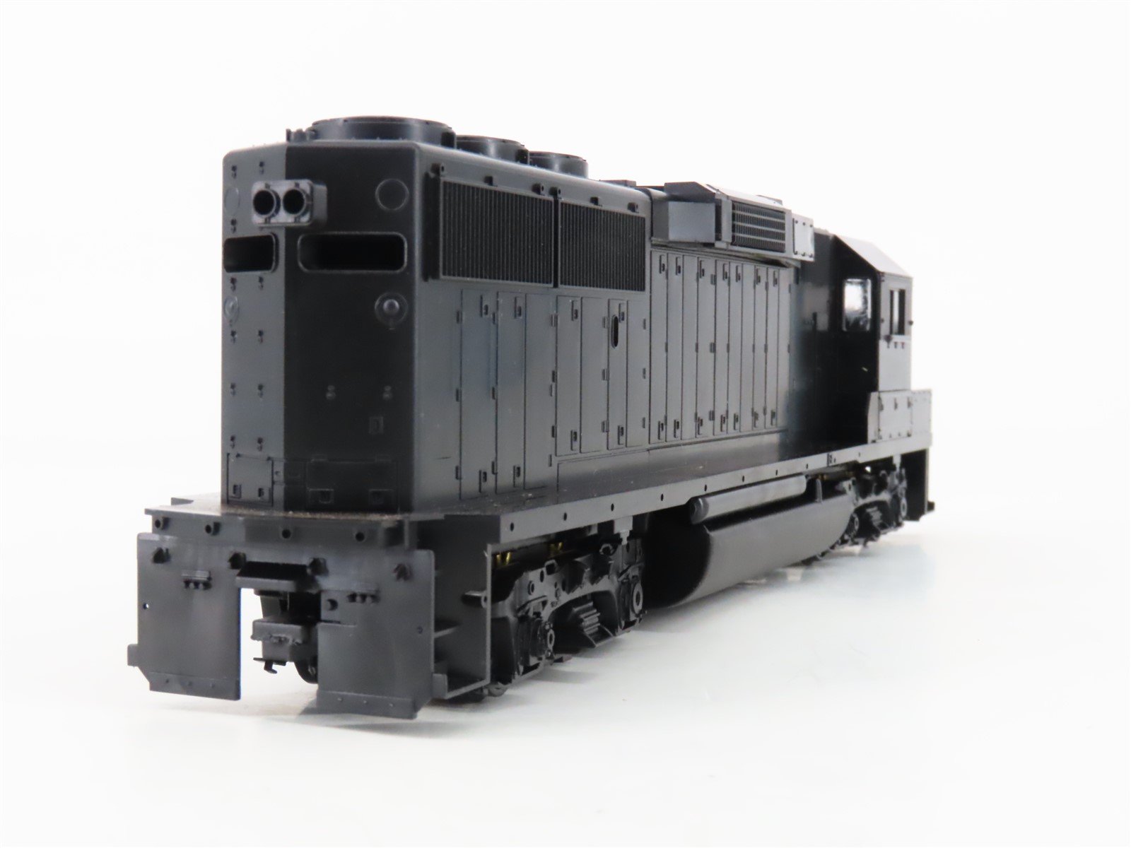 HO Scale Athearn 4771 Undecorated GP60 Diesel Locomotive UNPOWERED