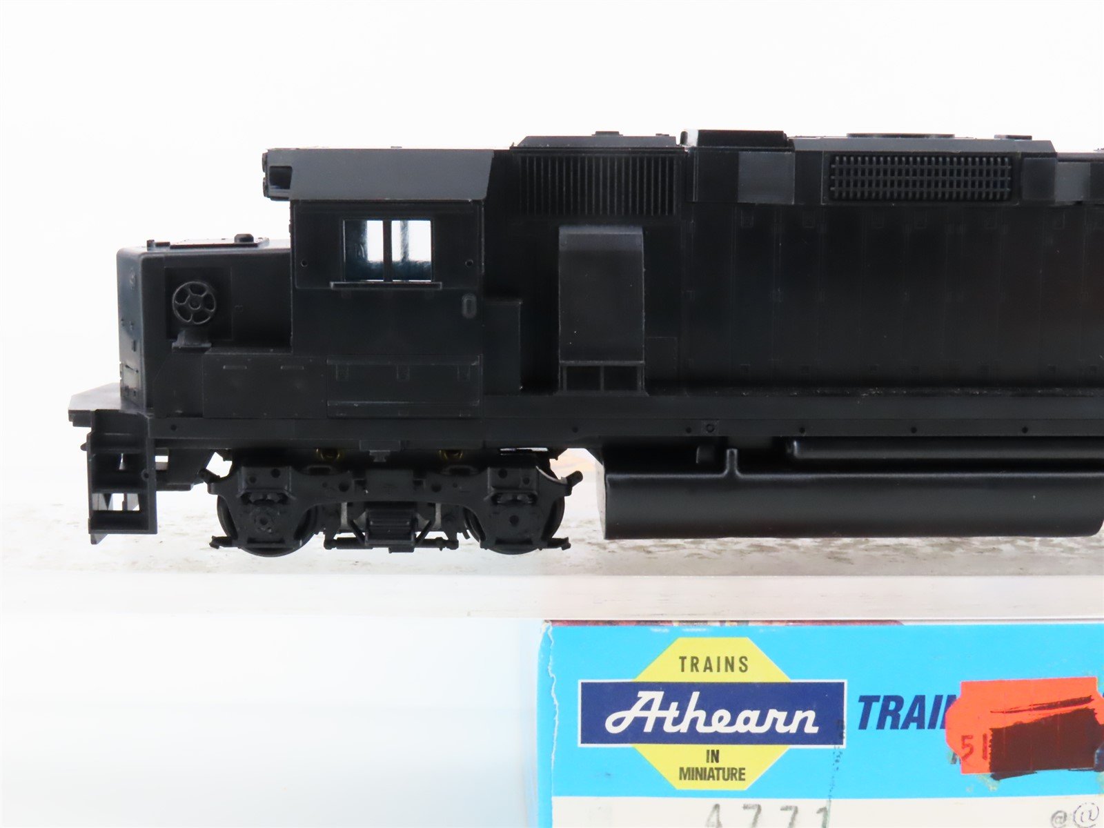 HO Scale Athearn 4771 Undecorated GP60 Diesel Locomotive UNPOWERED