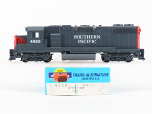 HO Scale Athearn 4660 SP Southern Pacific GP38-2 Diesel Loco #4823 UNPOWERED