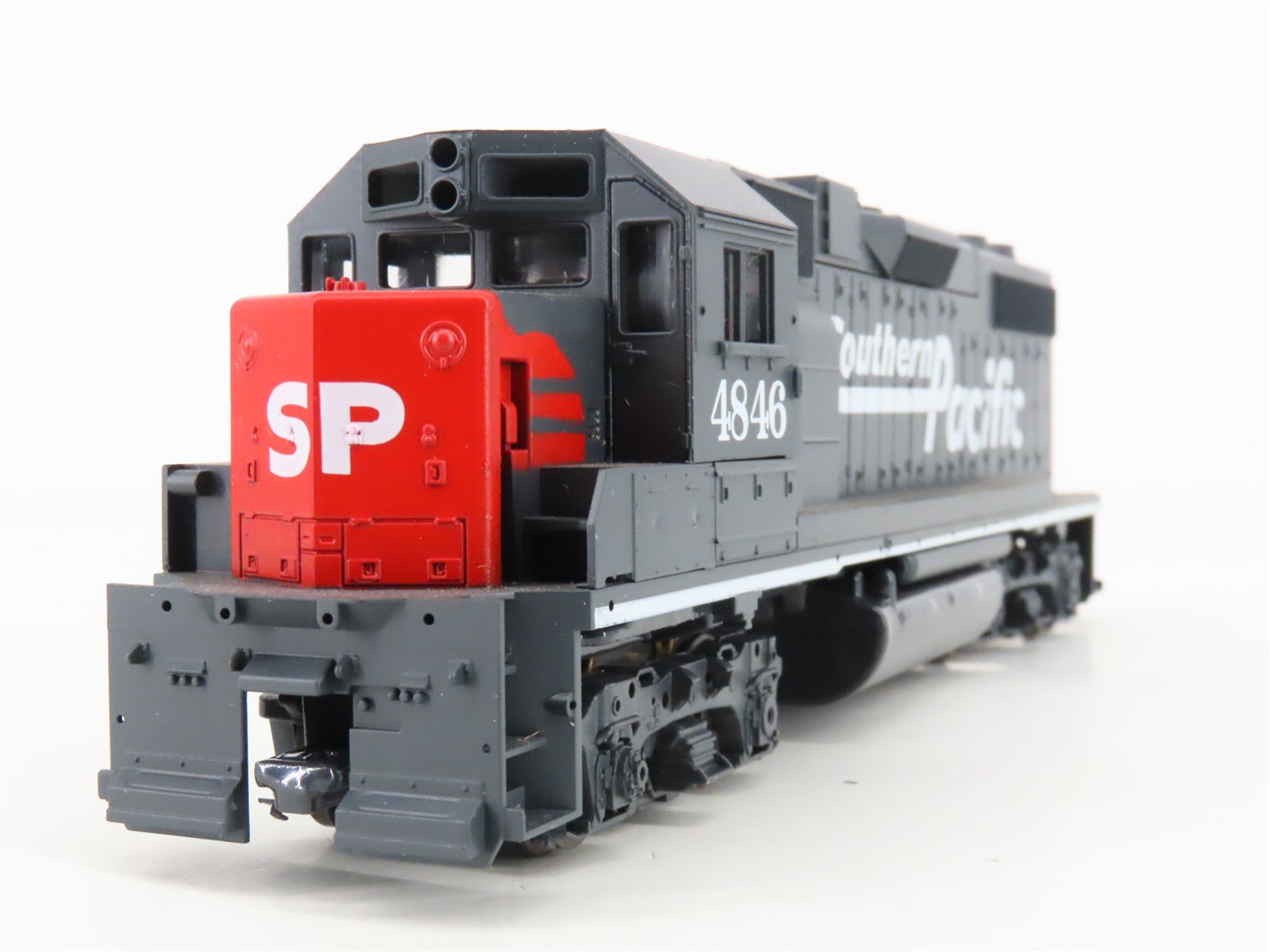 HO Scale Athearn 4610 SP Southern Pacific GP38-2 Diesel Locomotive #4846