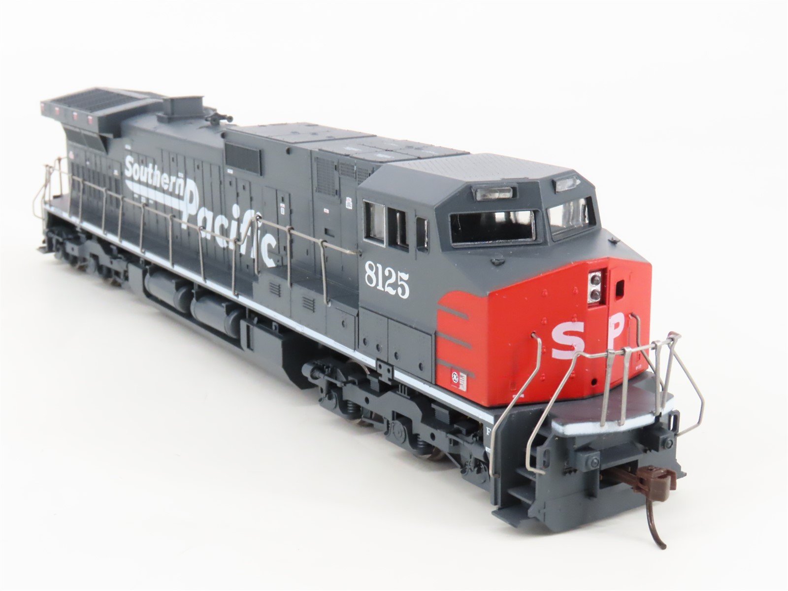 HO Scale Athearn 4906 SP Southern Pacific C44-9W Diesel Locomotive #8125