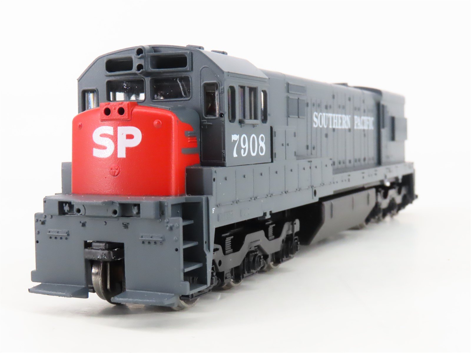 HO Scale Athearn 3468 SP Southern Pacific U30C Diesel Locomotive #7908