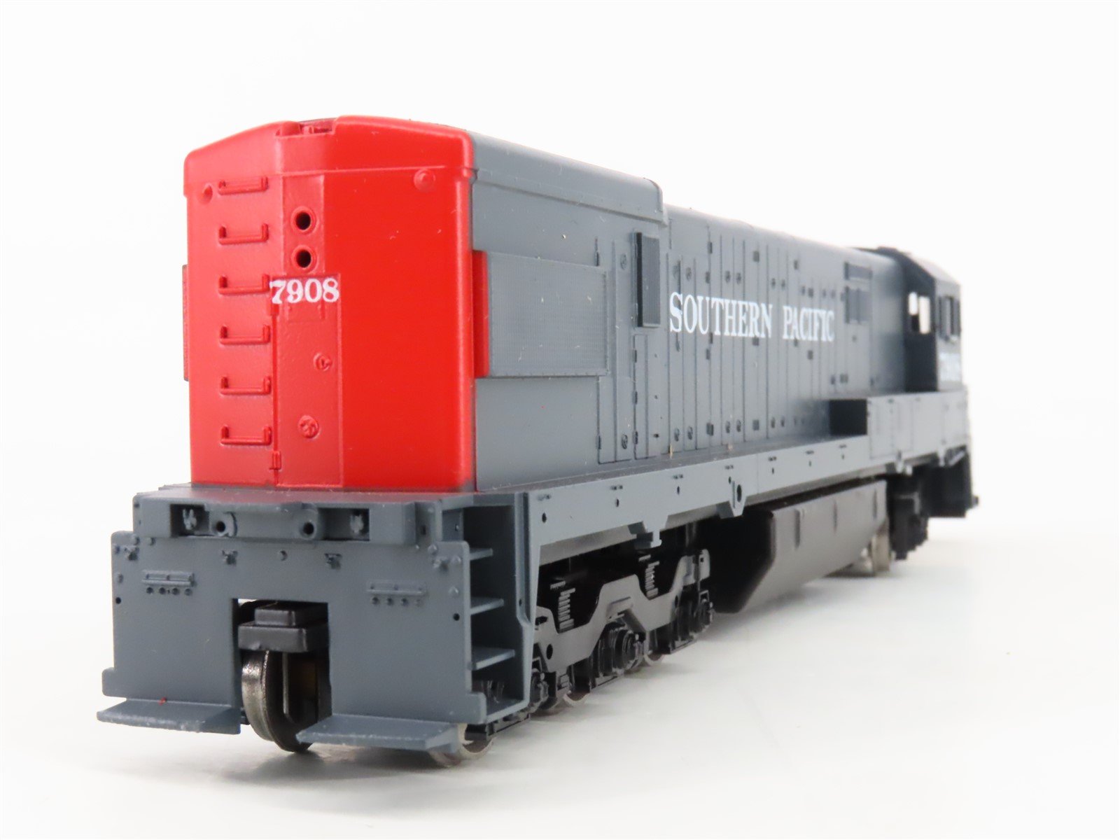HO Scale Athearn 3468 SP Southern Pacific U30C Diesel Locomotive #7908