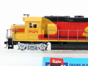 HO Scale Athearn 4635 ATSF Santa Fe Merger GP50 Diesel Locomotive #3828
