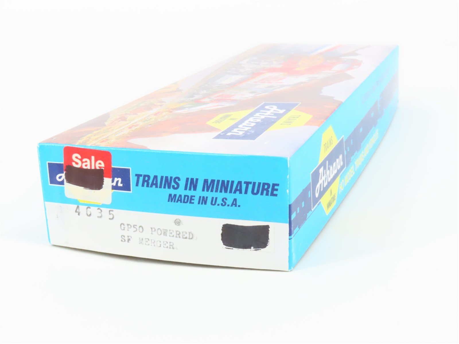 HO Scale Athearn 4635 ATSF Santa Fe Merger GP50 Diesel Locomotive #3828
