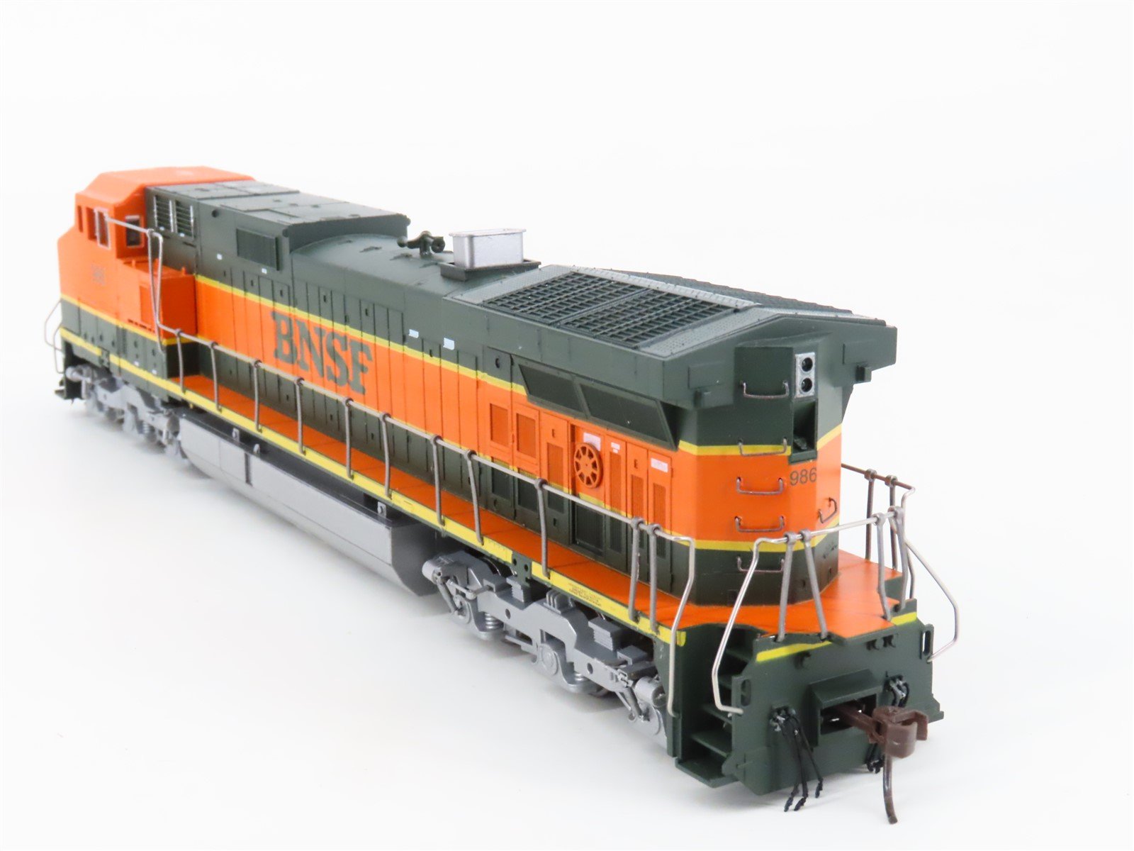 HO Scale Athearn 4936 BNSF Railway C44-9W Diesel Locomotive #986