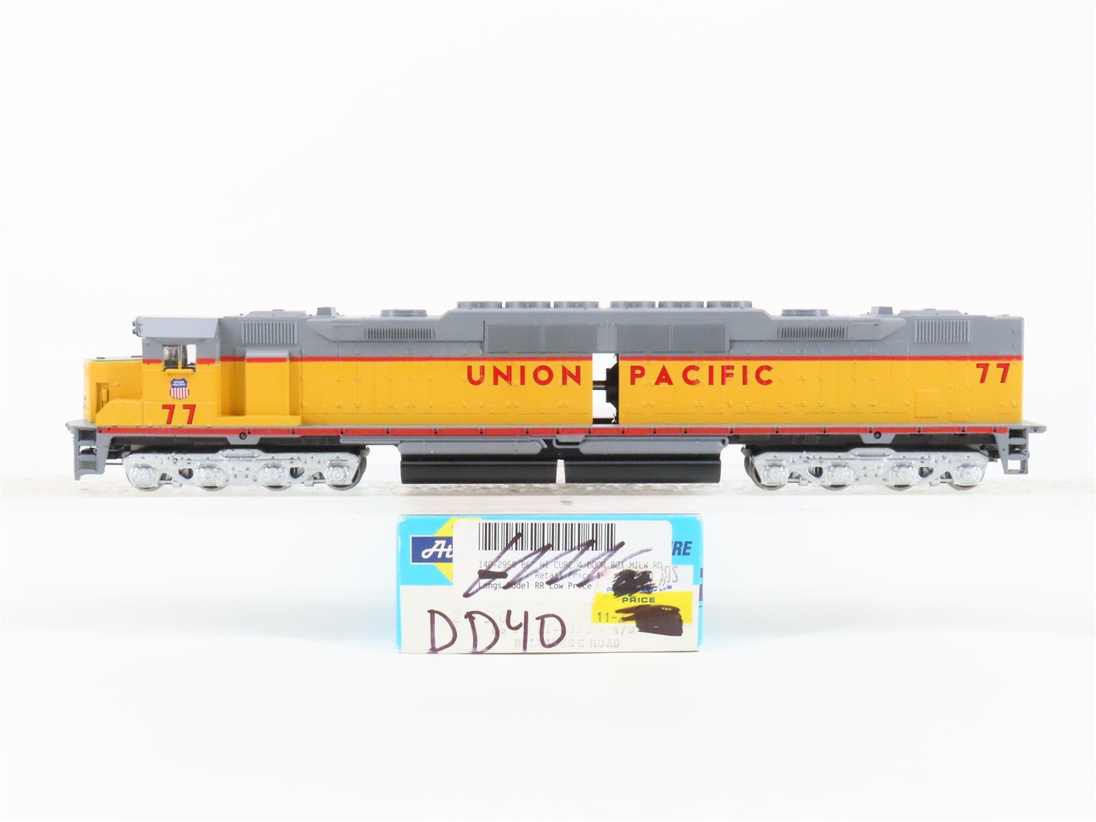 HO Scale Athearn UP Union Pacific DD40 Diesel Locomotive #77