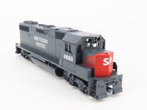 HO Scale Athearn 4610 SP Southern Pacific GP38-2 Diesel Locomotive #4823