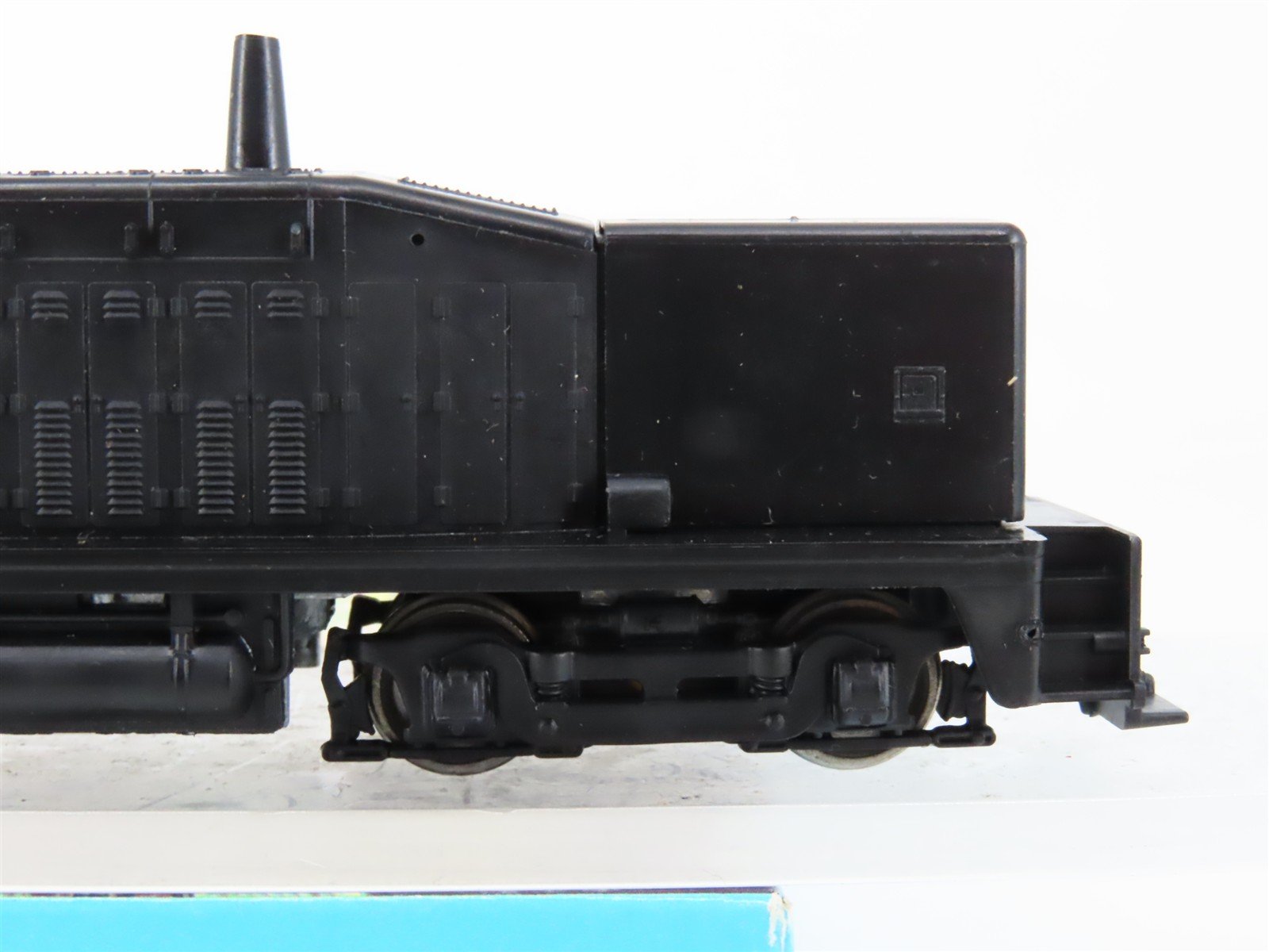 HO Scale Athearn 4026 Undecorated EMD SW7 Calf Diesel Switcher