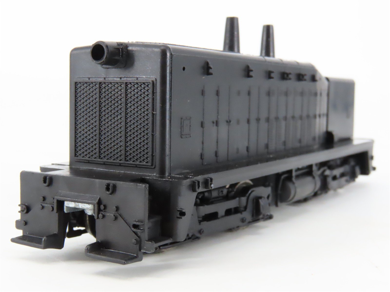 HO Scale Athearn 4026 Undecorated EMD SW7 Calf Diesel Switcher