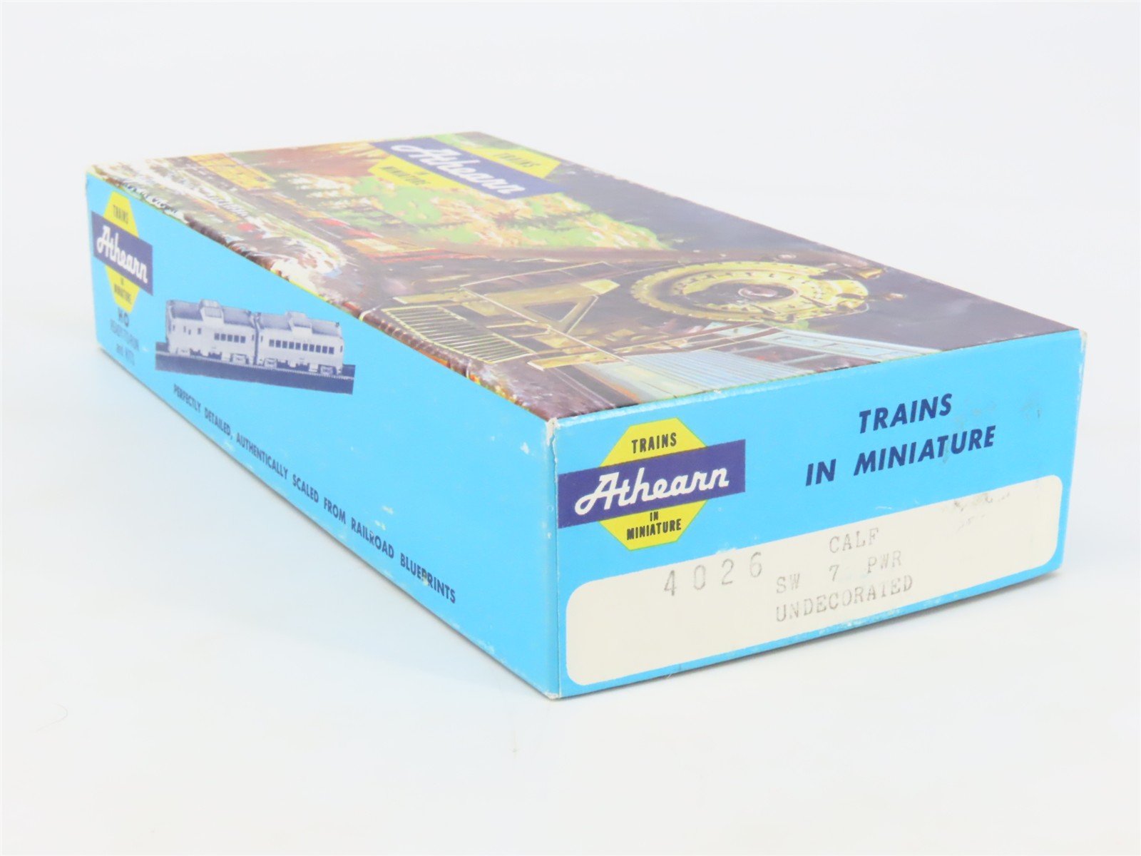 HO Scale Athearn 4026 Undecorated EMD SW7 Calf Diesel Switcher
