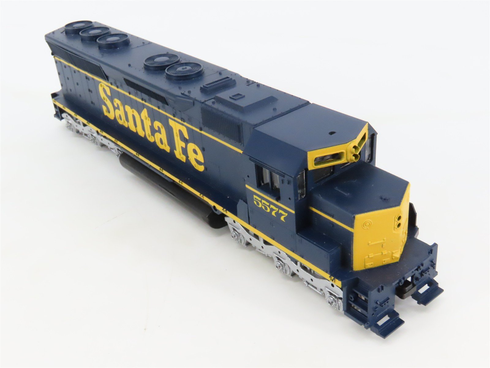 HO Scale Athearn 4165 ATSF Santa Fe EMD SD45 Diesel Locomotive #5577