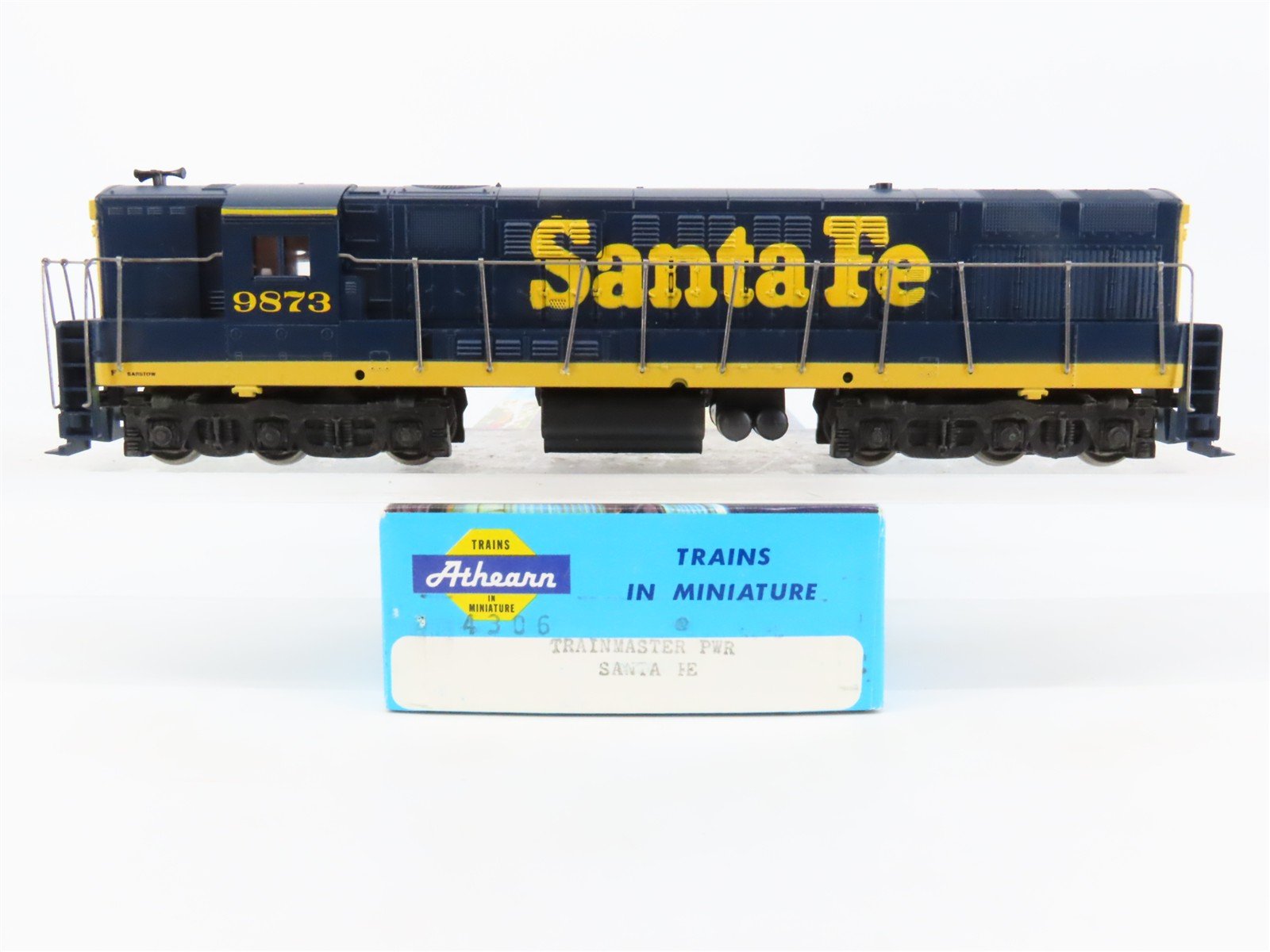 HO Scale Athearn 4306 ATSF Santa Fe FM H24-66 Trainmaster Diesel #9873