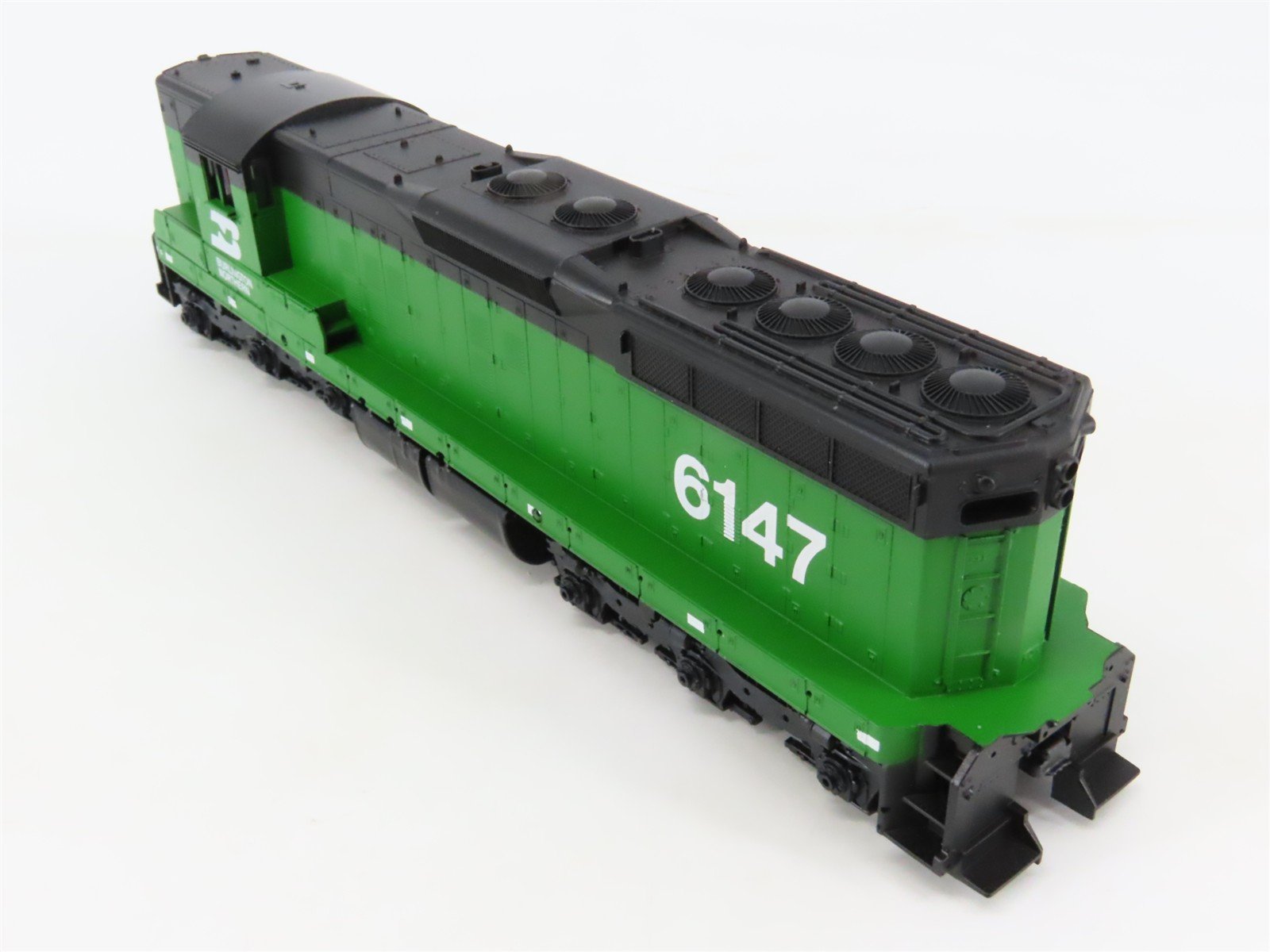 HO Scale Athearn 3802 BN Burlington Northern EMD SD9 Diesel Locomotive #6147
