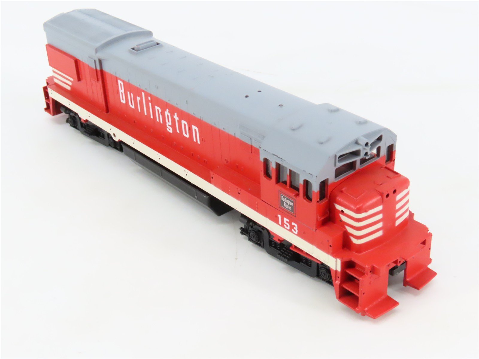 HO Scale Athearn 3441 CB&Q Burlington Route GE U30B Diesel Locomotive #153