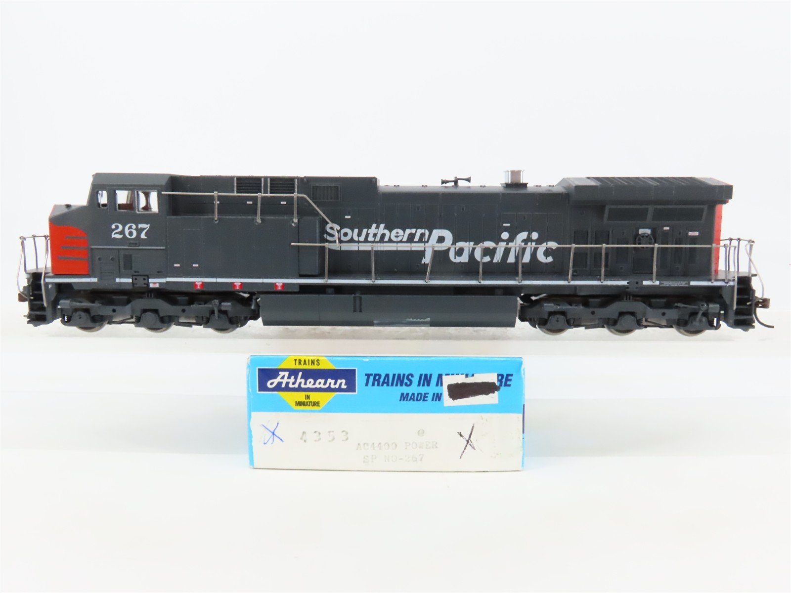 HO Scale Athearn 4353 SP Southern Pacific 