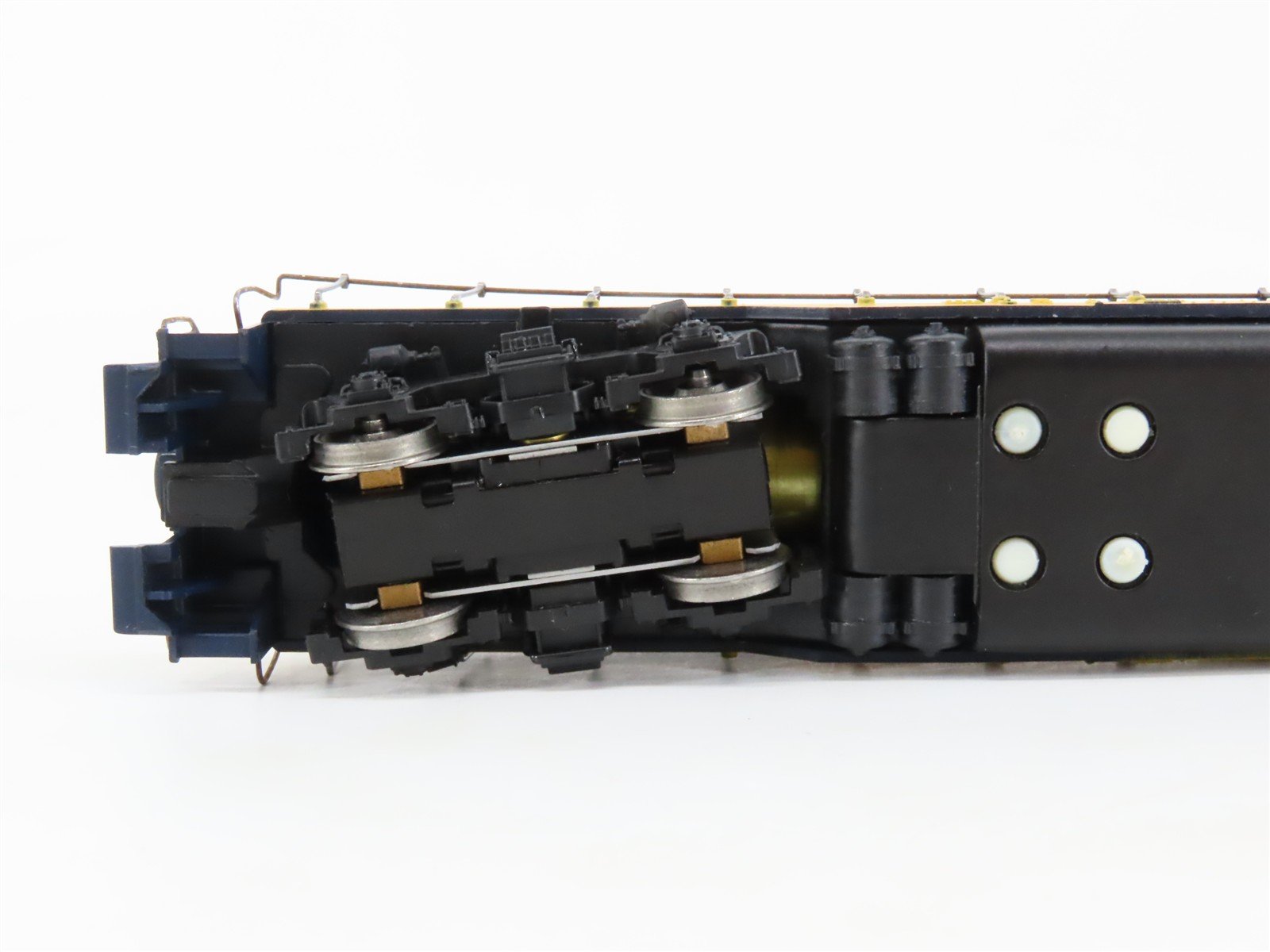 HO Scale Athearn 3156 ATSF Santa Fe EMD GP9 Diesel Locomotive #2904