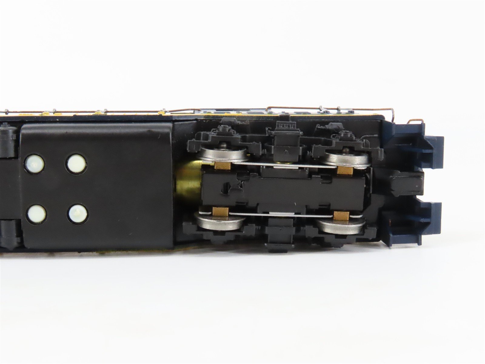 HO Scale Athearn 3156 ATSF Santa Fe EMD GP9 Diesel Locomotive #2904