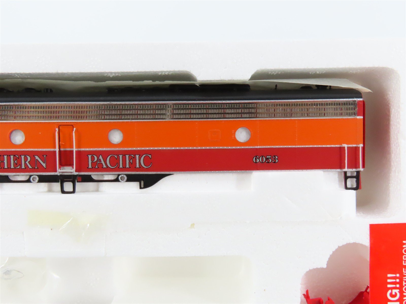 HO Scale Proto 2000 8047 SP Southern Pacific E8/9A Diesel Locomotive #6053