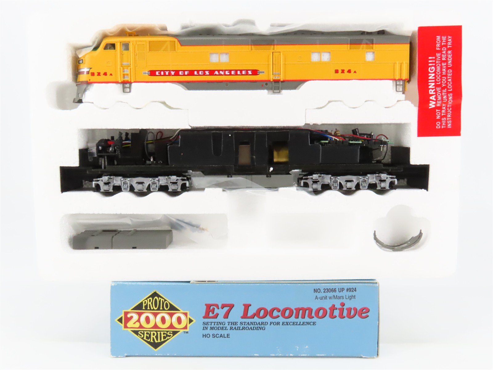 HO Scale Proto 2000 23066 UP City of Los Angeles E7A Diesel Locomotive #924A