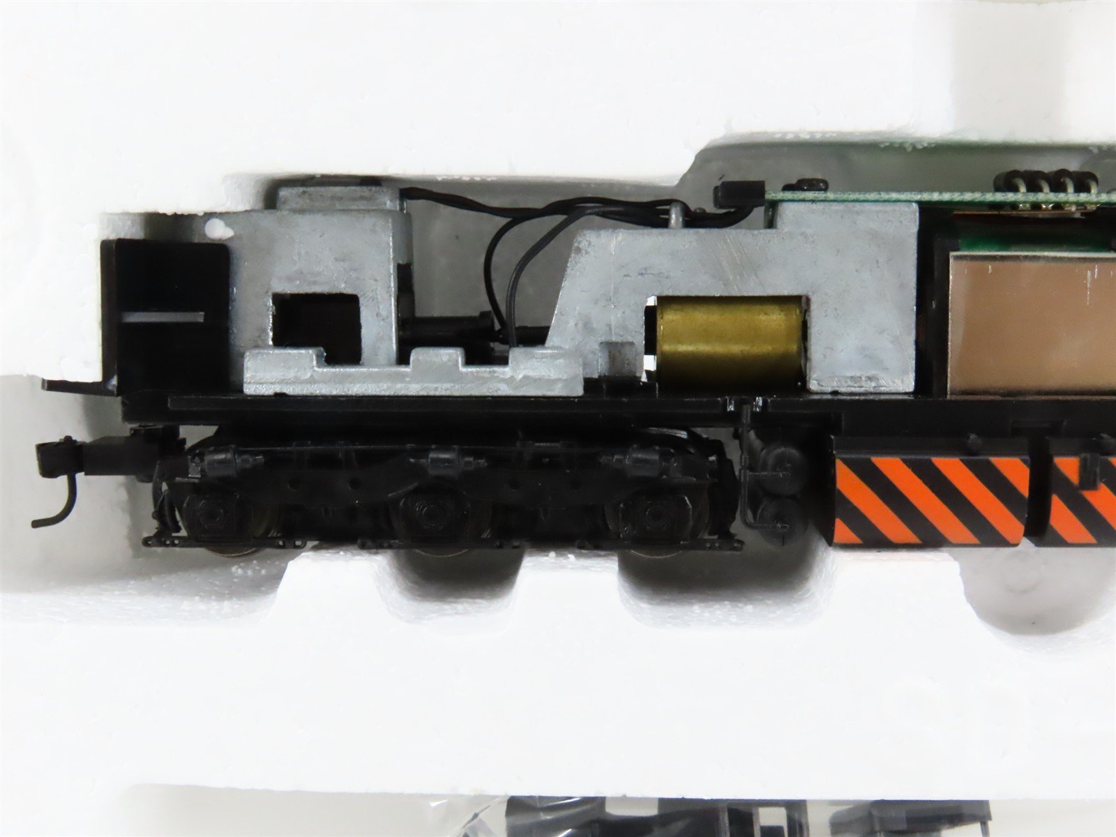 HO Scale Proto 2000 30146 SP Southern Pacific SD7 Diesel Locomotive #5317