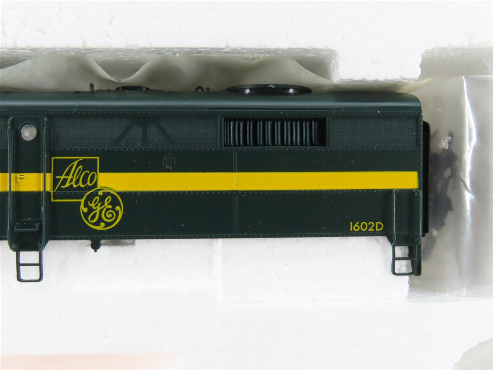 HO Scale Proto 2000 8325 ALCO Demonstrator FA2 Diesel Locomotive #1602D