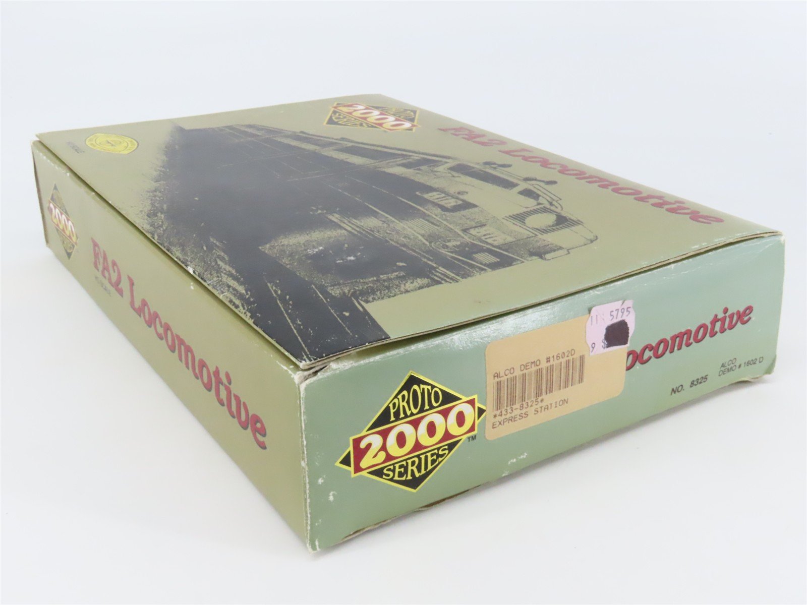 HO Scale Proto 2000 8325 ALCO Demonstrator FA2 Diesel Locomotive #1602D