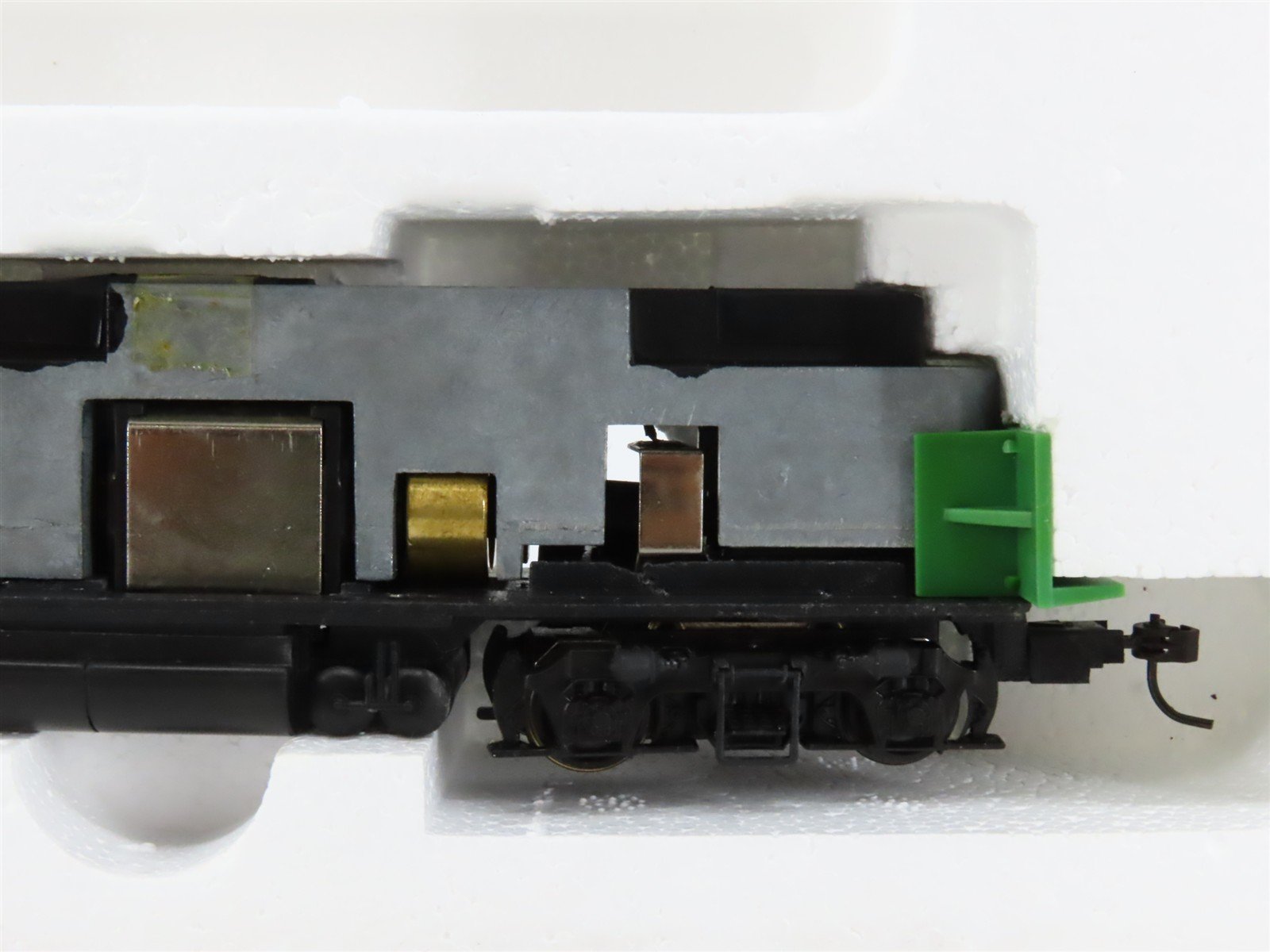 HO Scale Proto 2000 8145 BN Burlington Northern GP18 Diesel #1994 BAD GEARS
