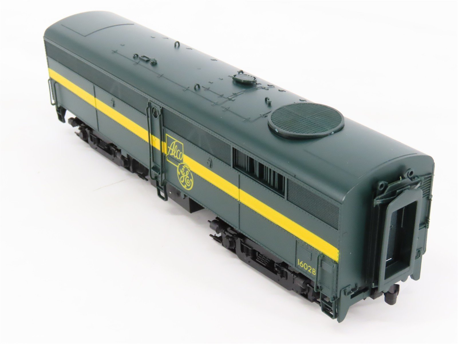HO Scale Proto 2000 8326 ALCO Demonstrator FB2 Diesel Loco #1602B UNPOWERED