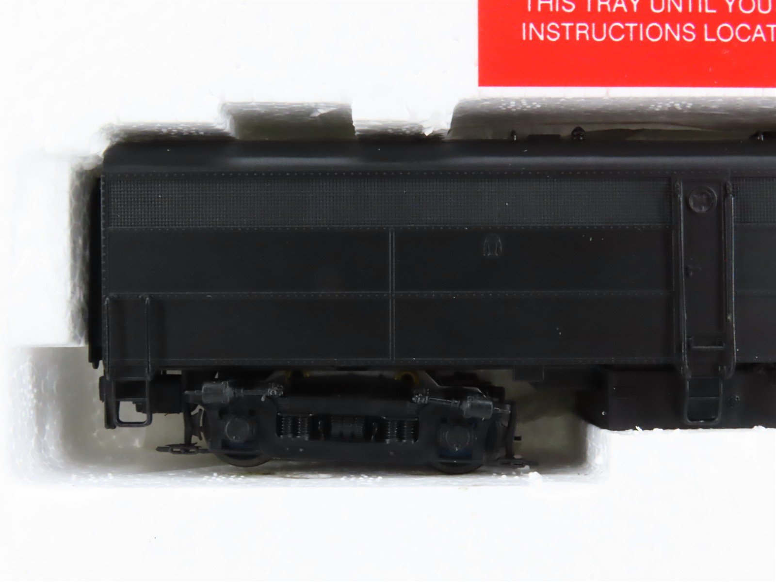 HO Scale Proto 2000 8393 Undecorated FB2 Diesel Locomotive UNPOWERED