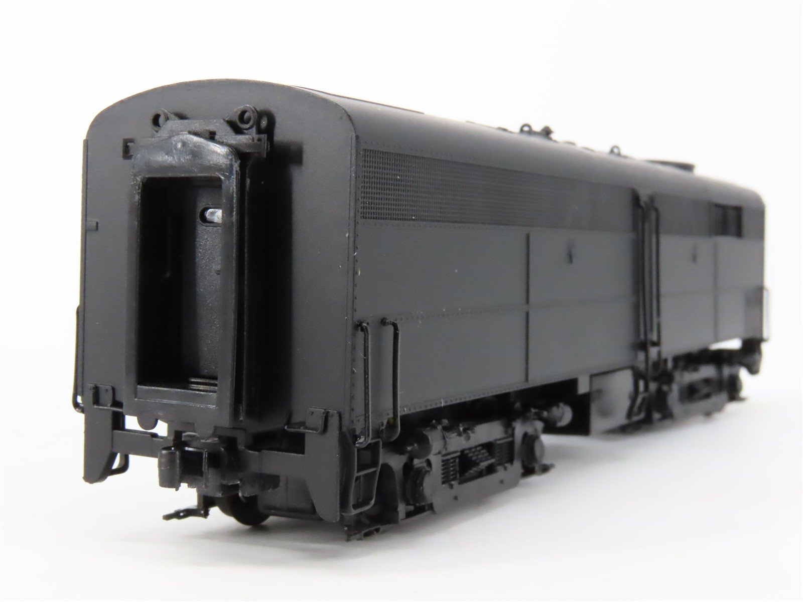HO Scale Proto 2000 8393 Undecorated FB2 Diesel Locomotive UNPOWERED
