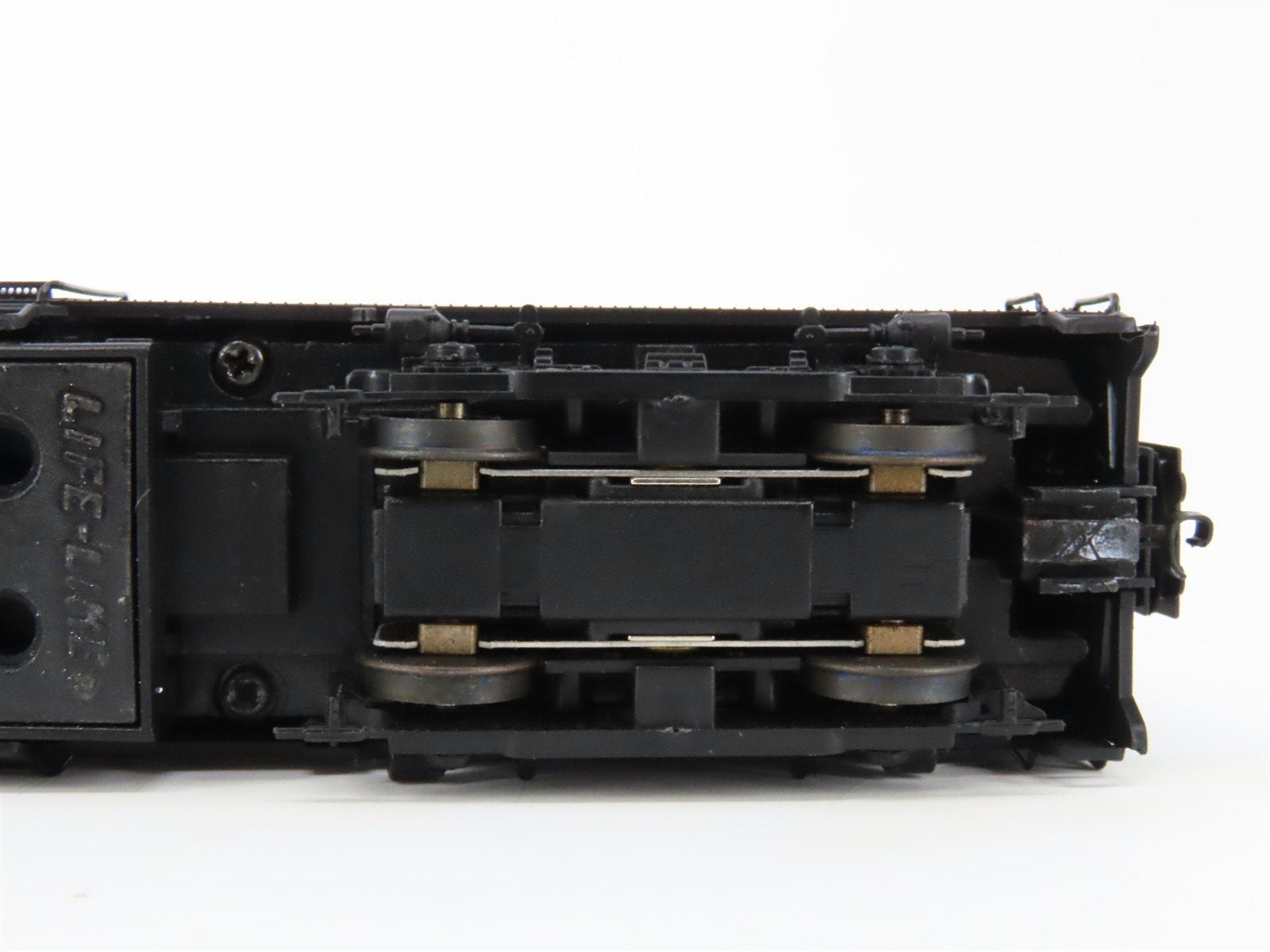 HO Scale Proto 2000 8393 Undecorated FB2 Diesel Locomotive UNPOWERED