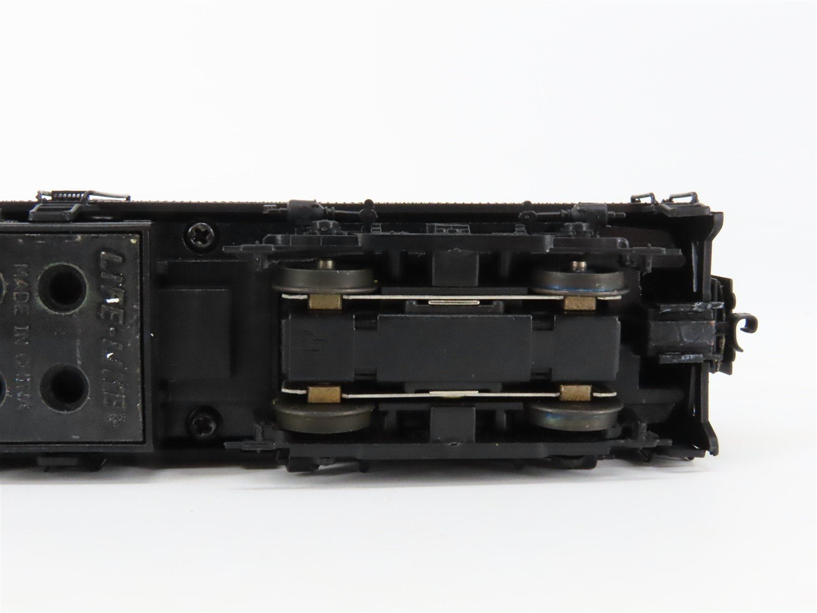 HO Scale Proto 2000 8393 Undecorated FB2 Diesel Locomotive UNPOWERED