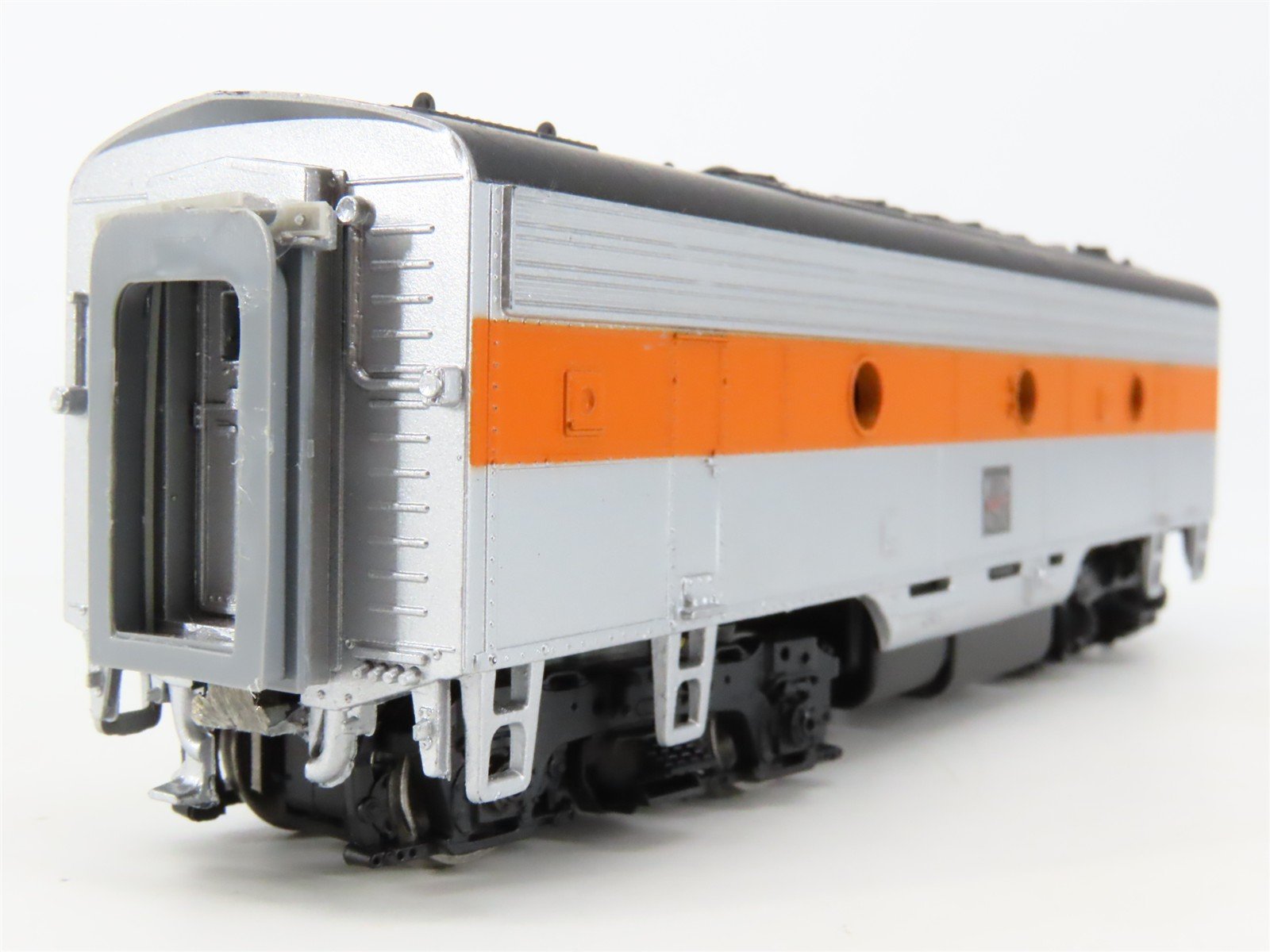 HO Scale Athearn 3250 WP Western Pacific EMD F7B Diesel Locomotive No#