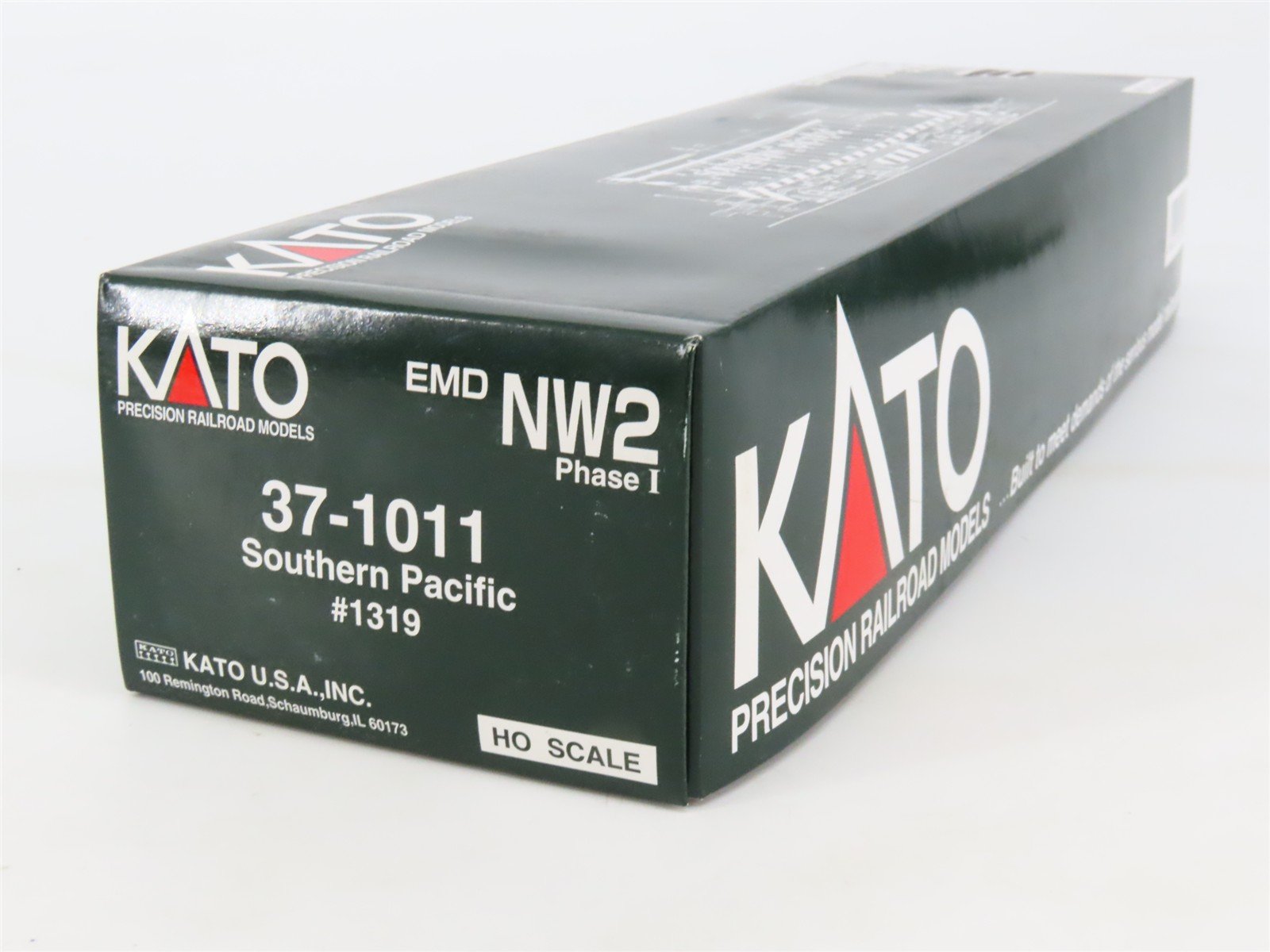 HO Scale KATO 37-1011 SP Southern Pacific EMD NW2 Ph. 1 Diesel Switcher #1319