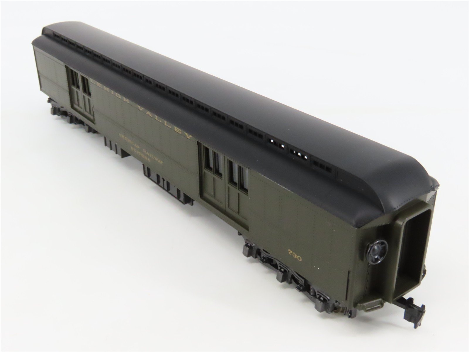 HO Scale Rivarossi 6892 LV Lehigh Valley 1920s Passenger 4-Car Set