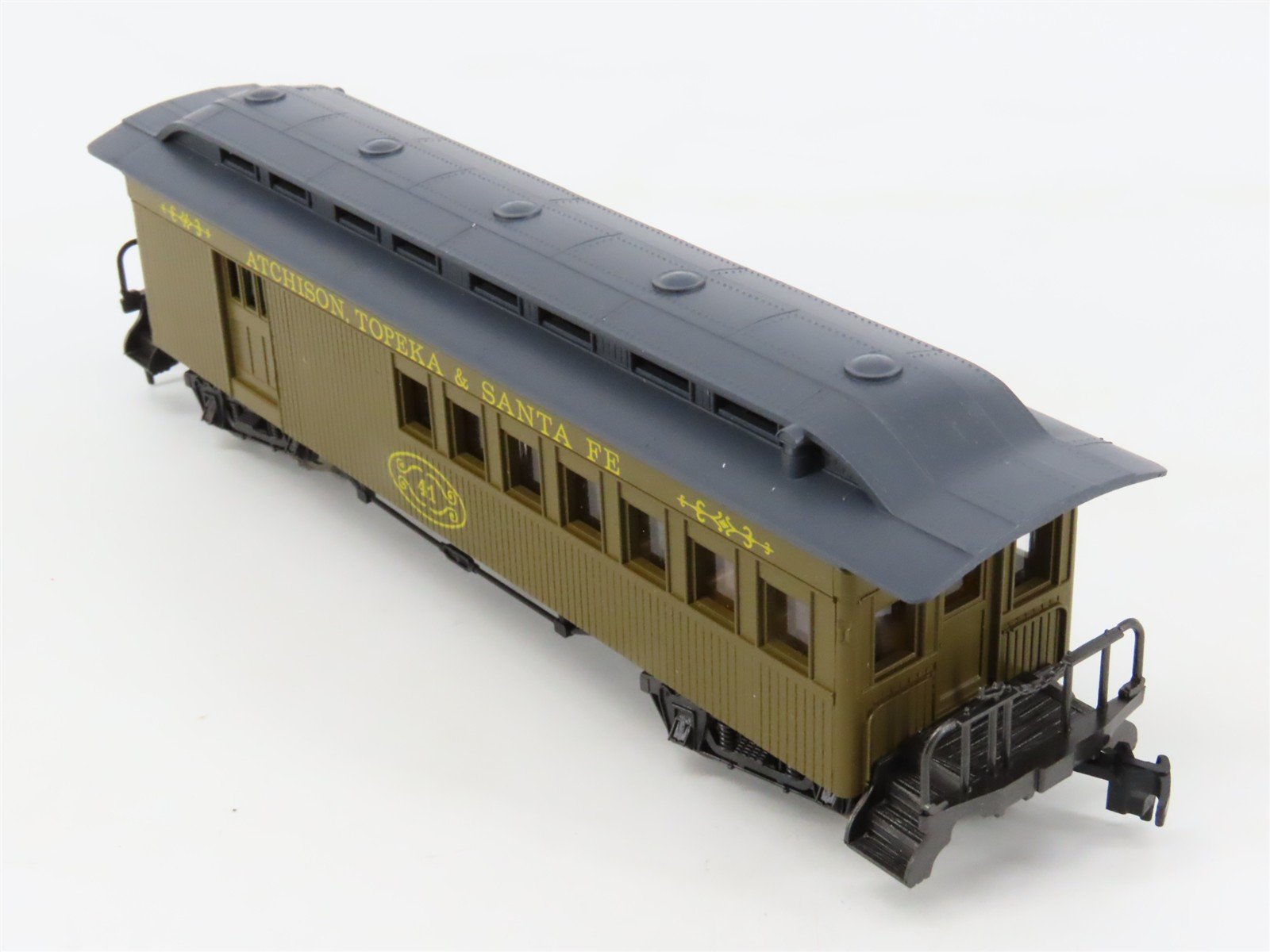HO Scale Rivarossi 6901 ATSF Santa Fe Old Time Passenger 4-Car Set