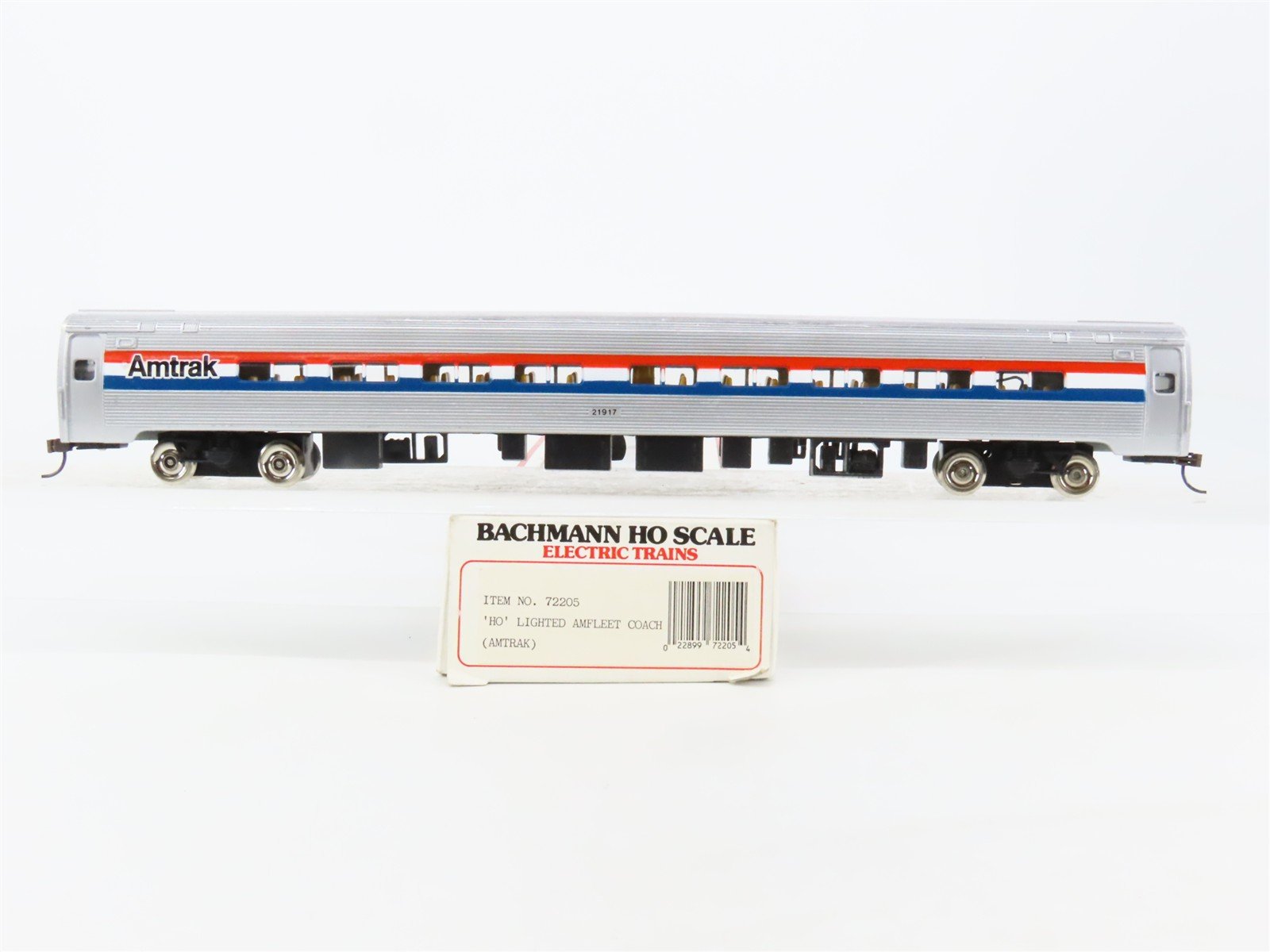 HO Scale Bachmann 72205 Amtrak Amfleet Coach Passenger Car #21917 w/Light