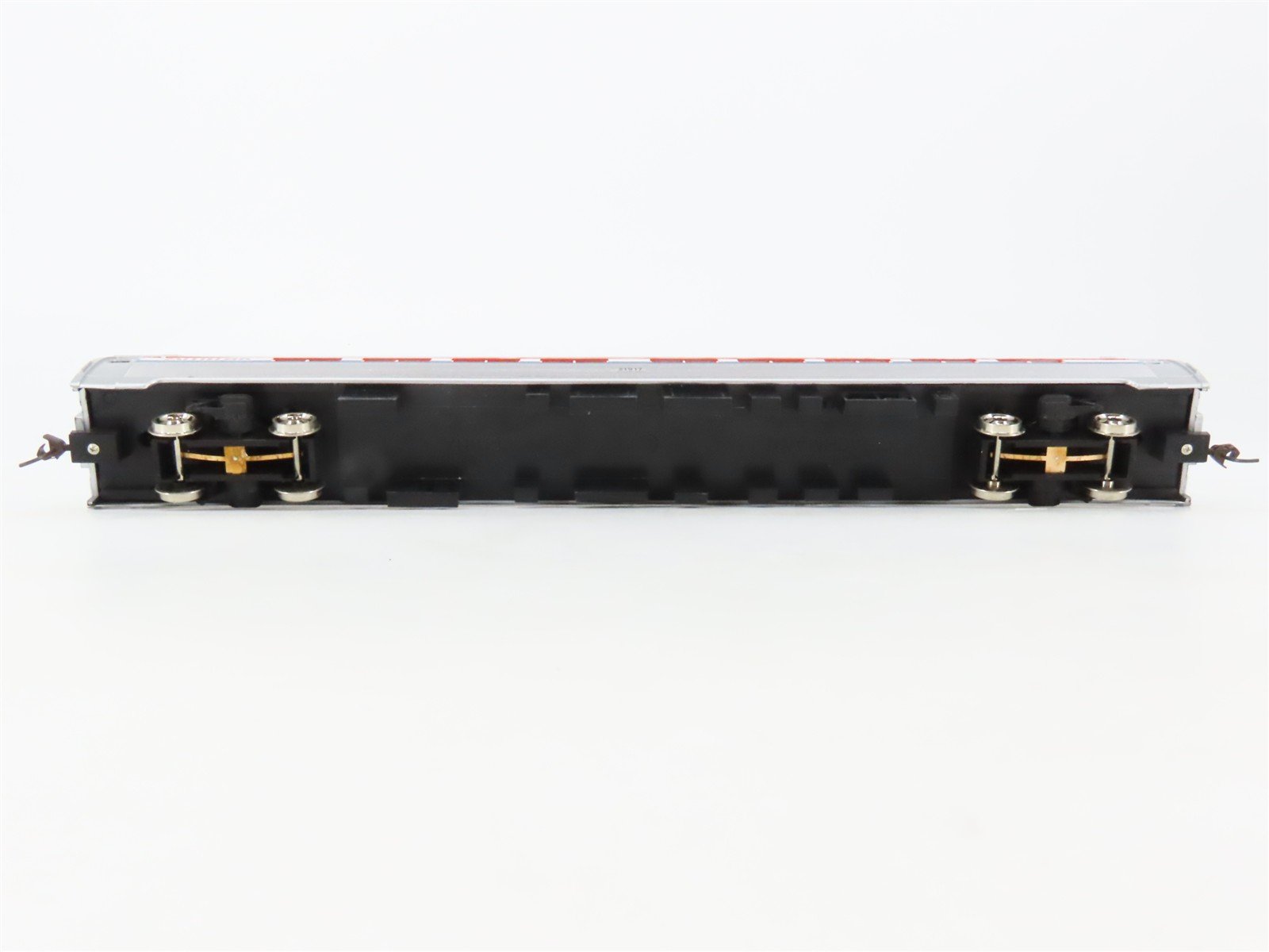 HO Scale Bachmann 72205 Amtrak Amfleet Coach Passenger Car #21917 w/Light
