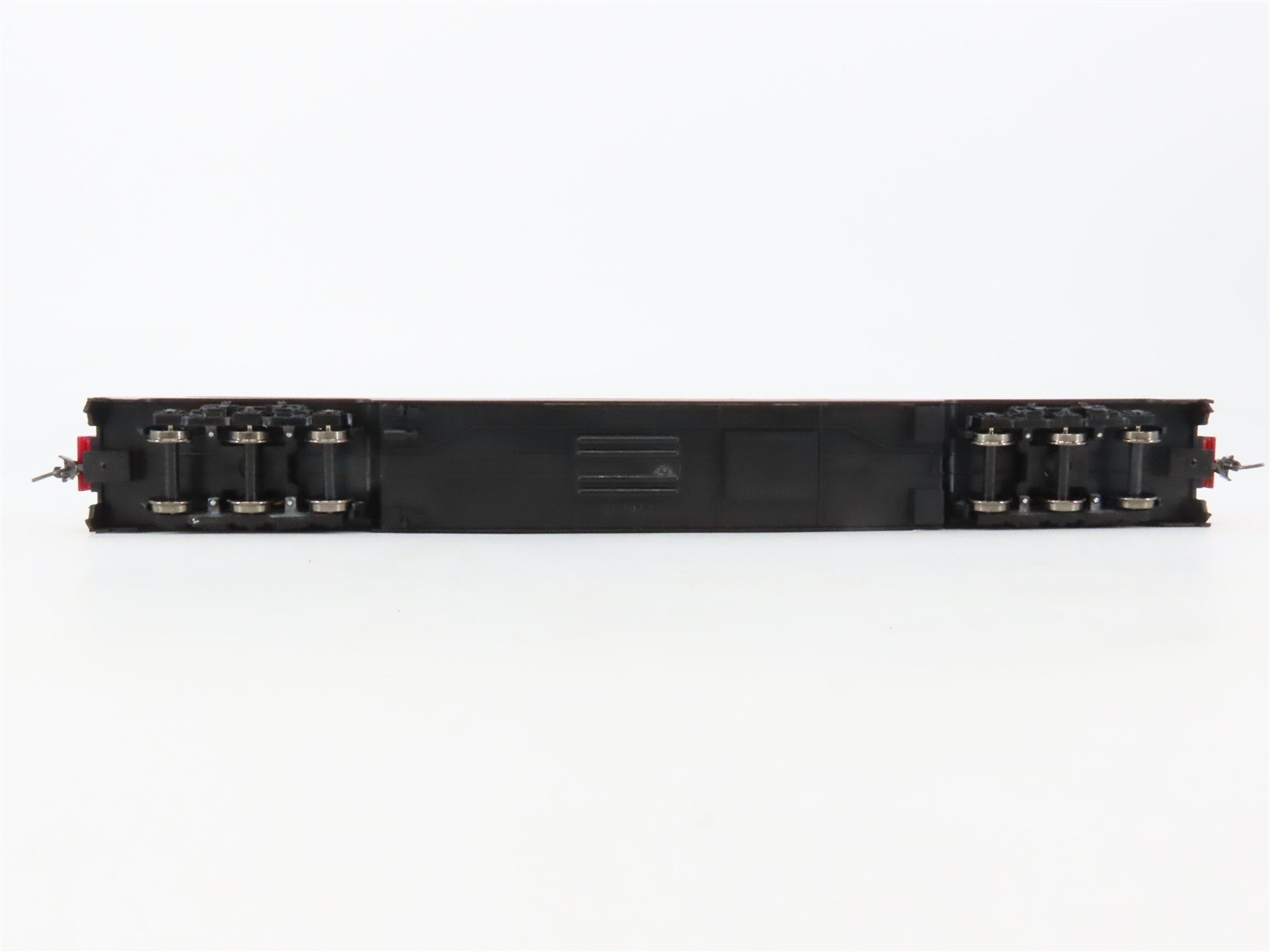 HO Scale Bachmann 13007 SP Southern Pacific Passenger Car #3604 w/Lights