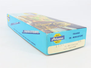 HO Scale Athearn 1838 SP Southern Pacific Observation Passenger Car w/Light