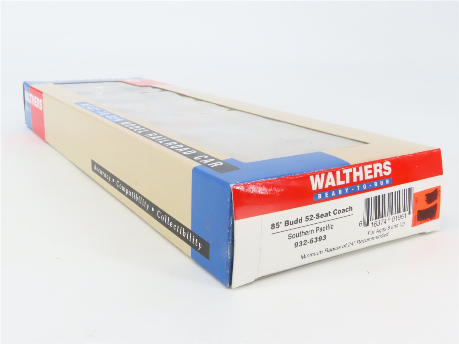 HO Scale Walthers RTR 932-6393 SP Southern Pacific 52-Seat Coach Passenger Car