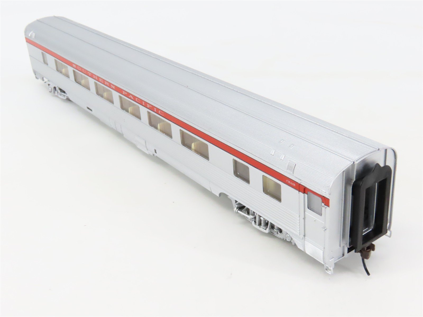 HO Scale Walthers RTR 932-6313 SP Southern Pacific 46-Seat Coach Passenger Car