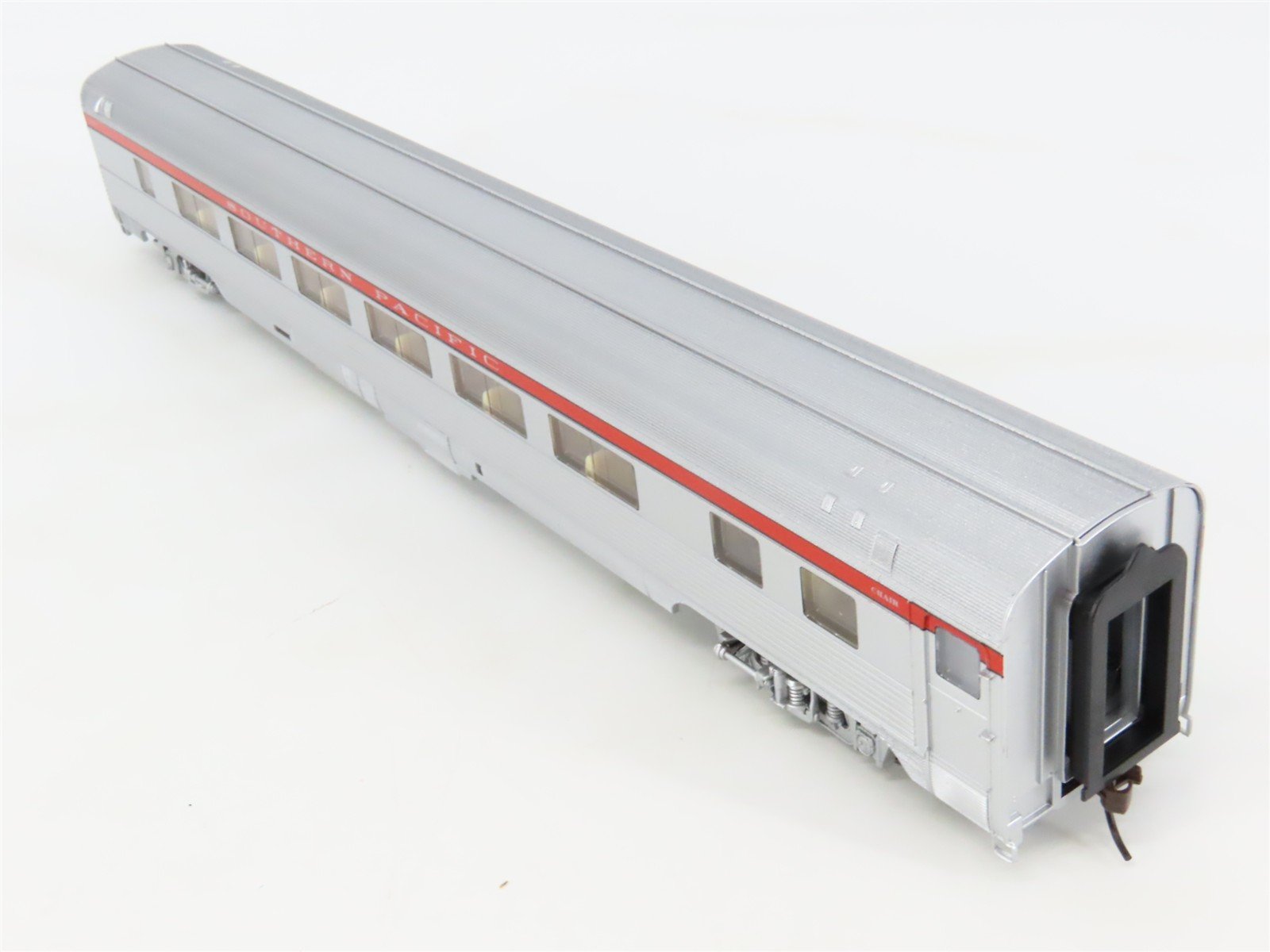 HO Scale Walthers RTR 932-6313 SP Southern Pacific 46-Seat Coach Passenger Car