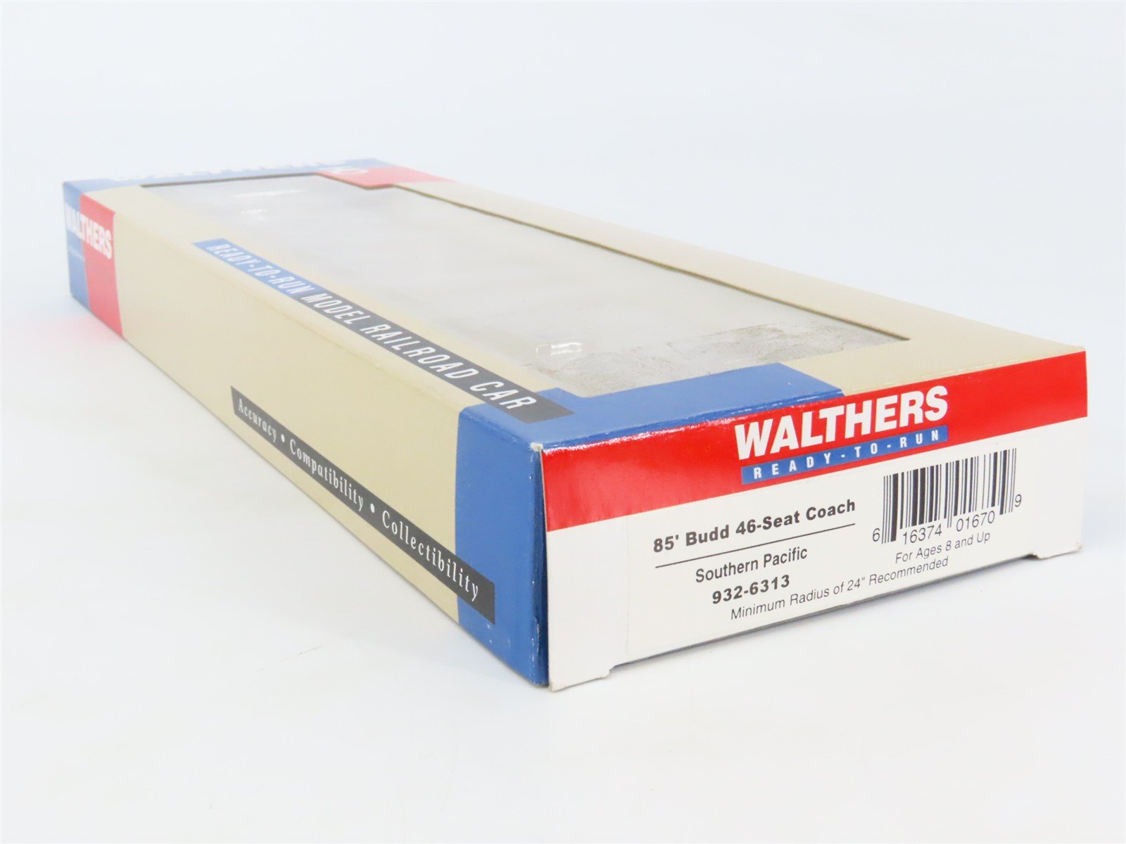 HO Scale Walthers RTR 932-6313 SP Southern Pacific 46-Seat Coach Passenger Car