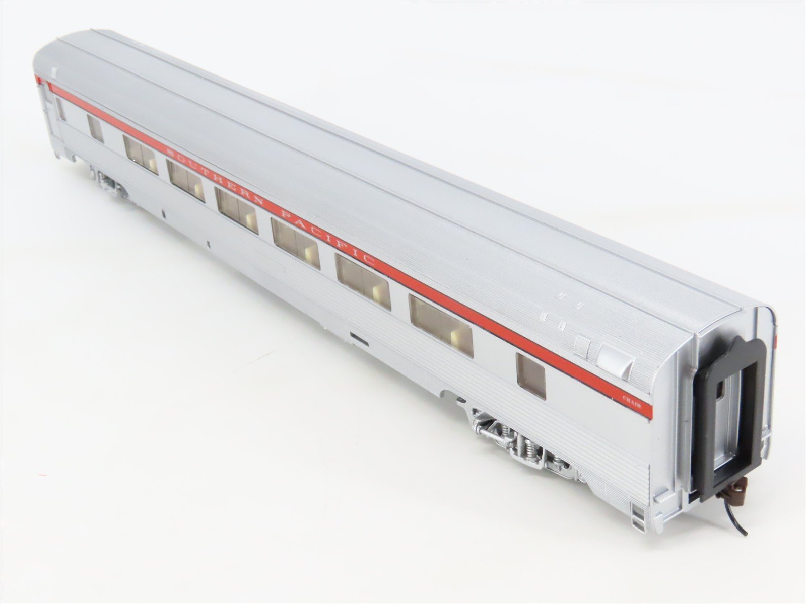 HO Scale Walthers RTR 932-6313 SP Southern Pacific 46-Seat Coach Passenger Car