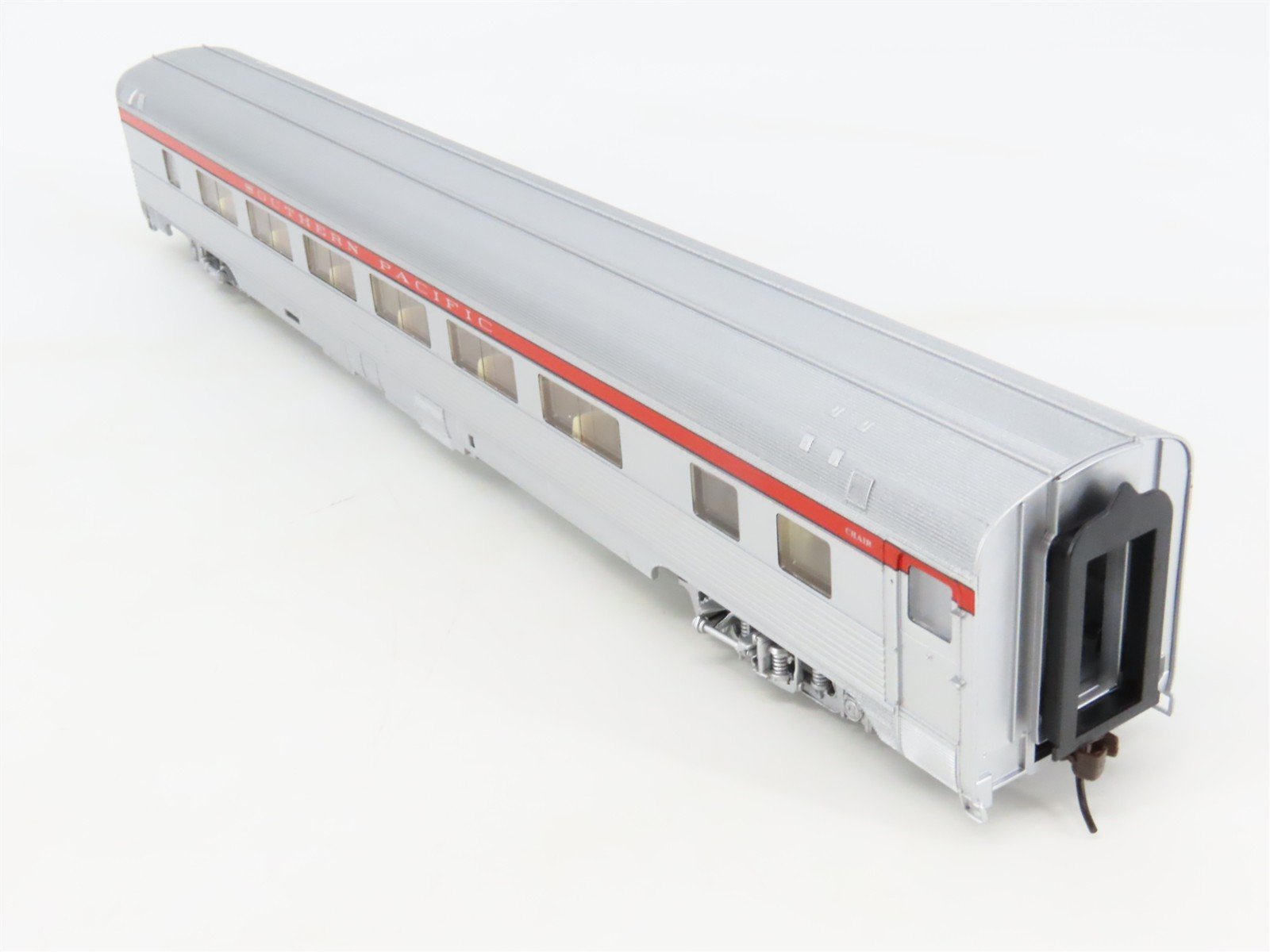 HO Scale Walthers RTR 932-6313 SP Southern Pacific 46-Seat Coach Passenger Car