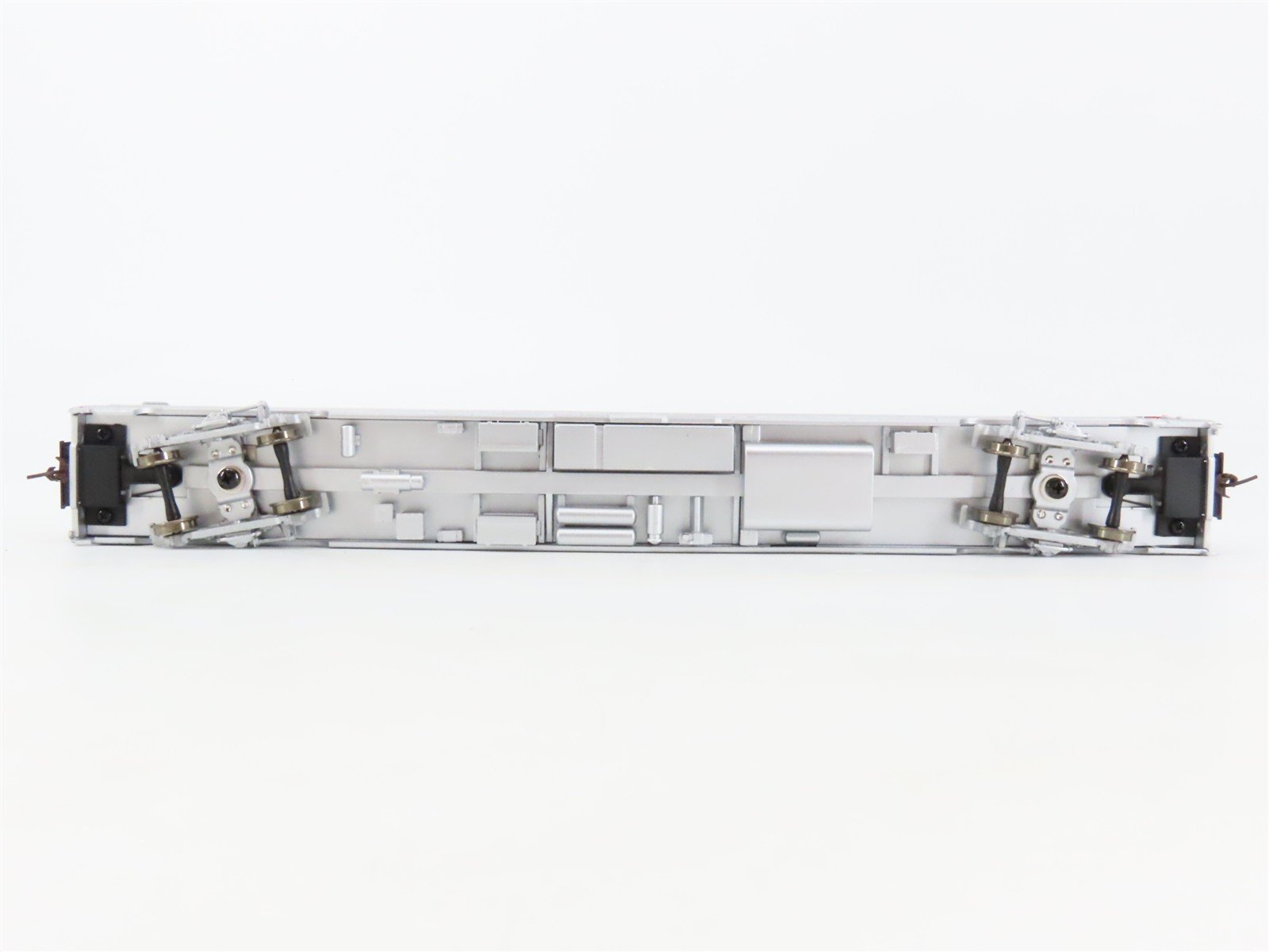 HO Scale Walthers RTR 932-6313 SP Southern Pacific 46-Seat Coach Passenger Car